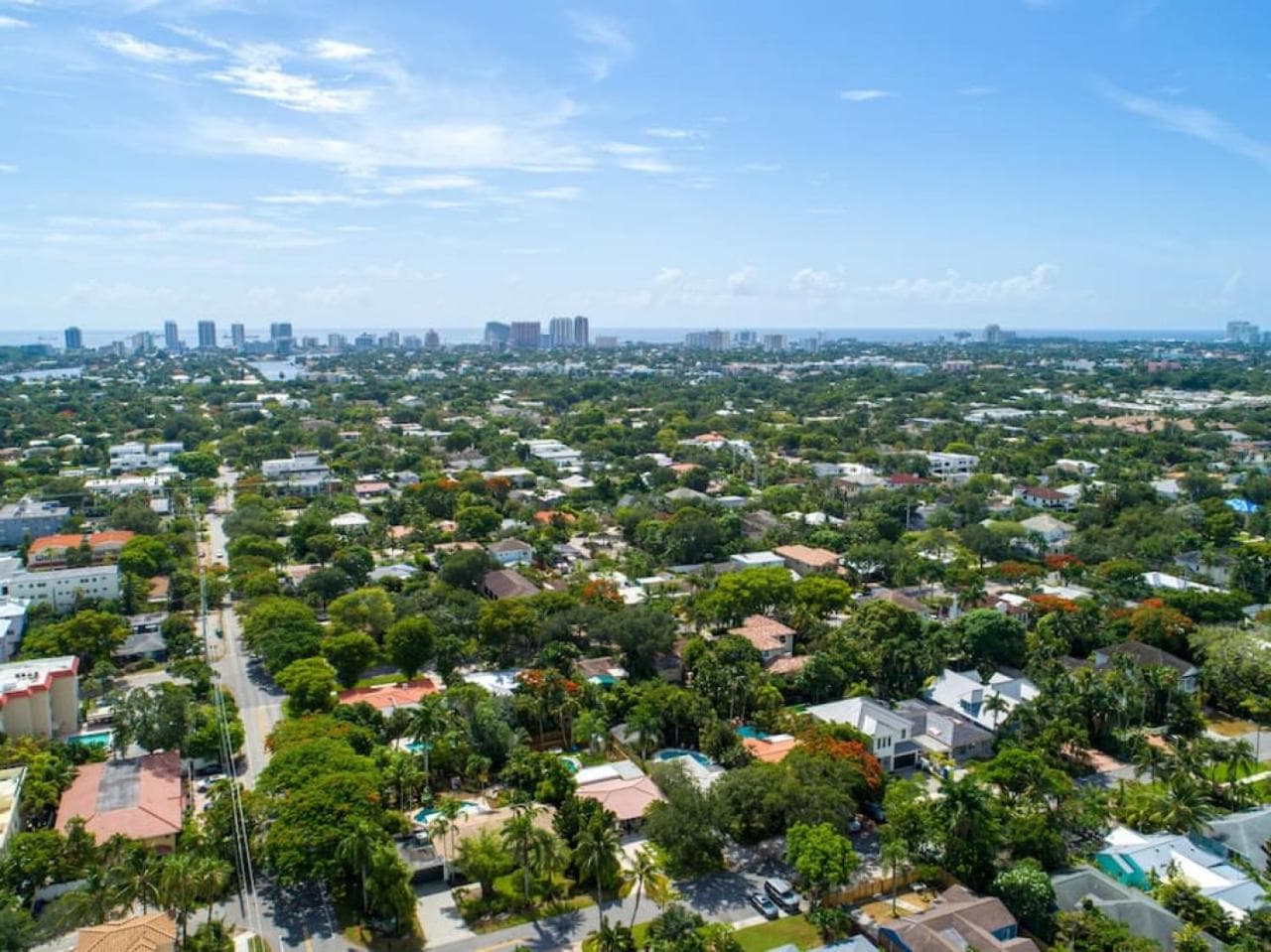 Victoria Park Oasis with Heated Pool and More — 22