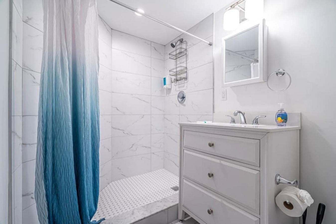 The Purple Pelican Beachfront con Ocean Balcony Unit 5 — 8