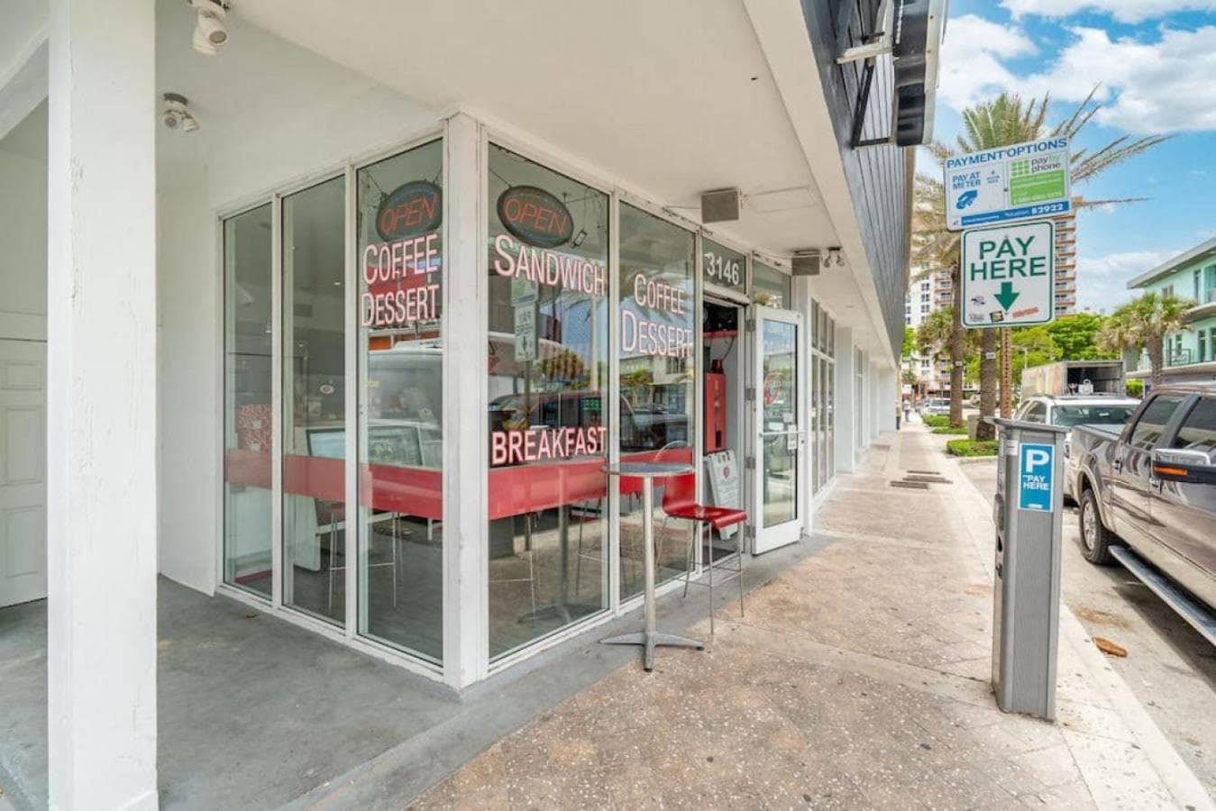 The Purple Pelican Beachfront with Ocean Balcony Unit 5 — 6