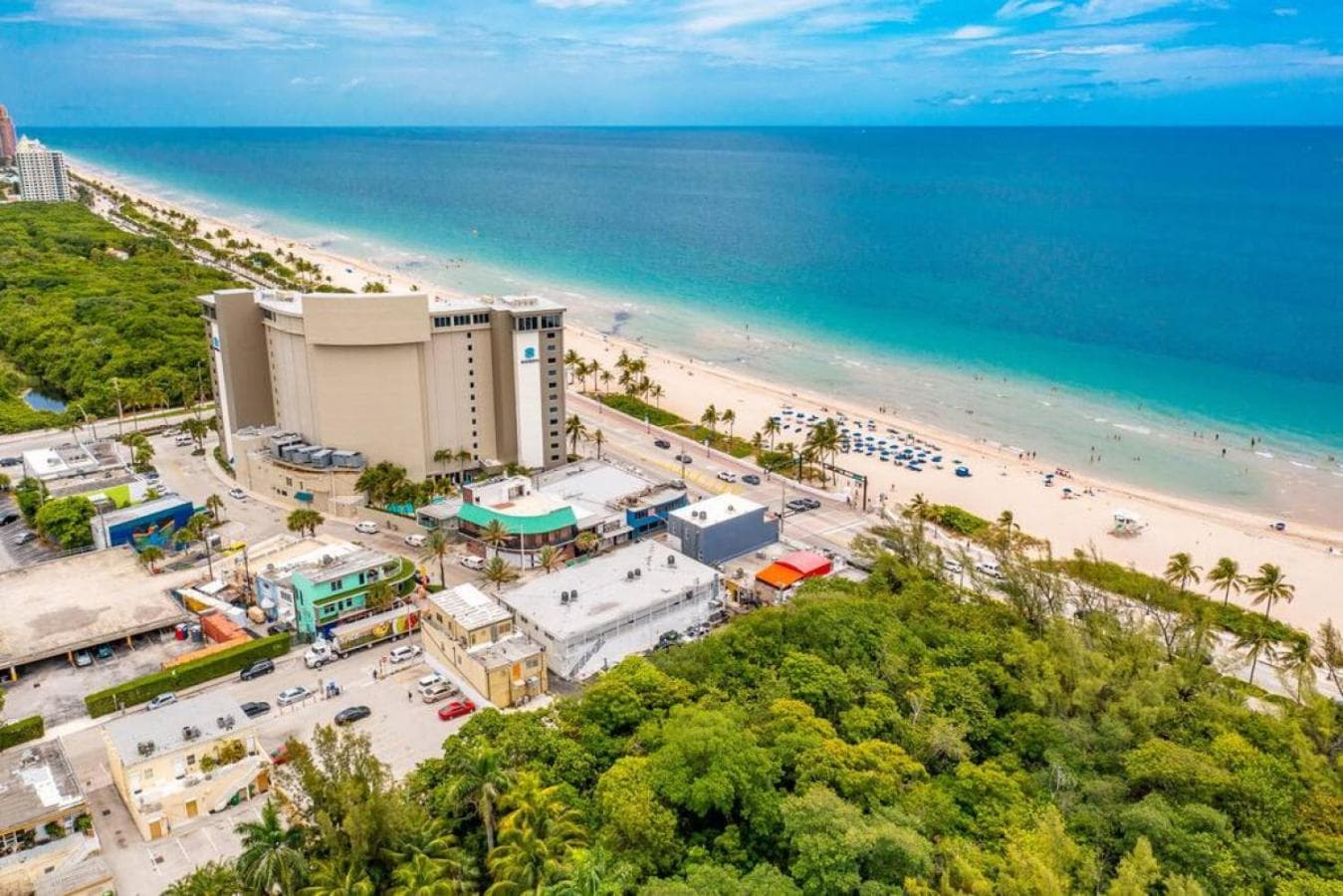 The Purple Pelican Beachfront con Ocean Balcony Unit 5 — 21