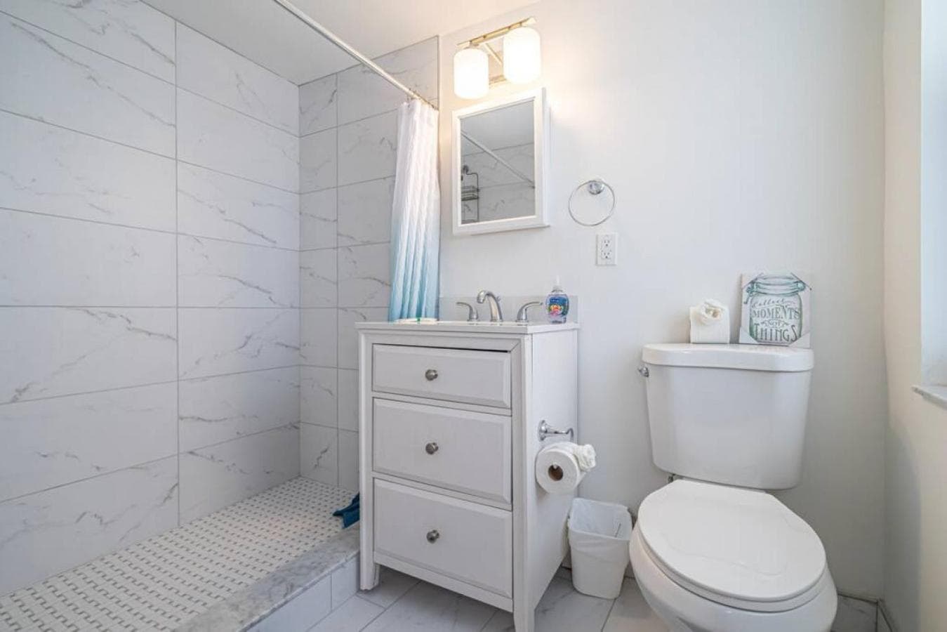 The Purple Pelican Beachfront with Ocean Balcony Unit 5 — 8