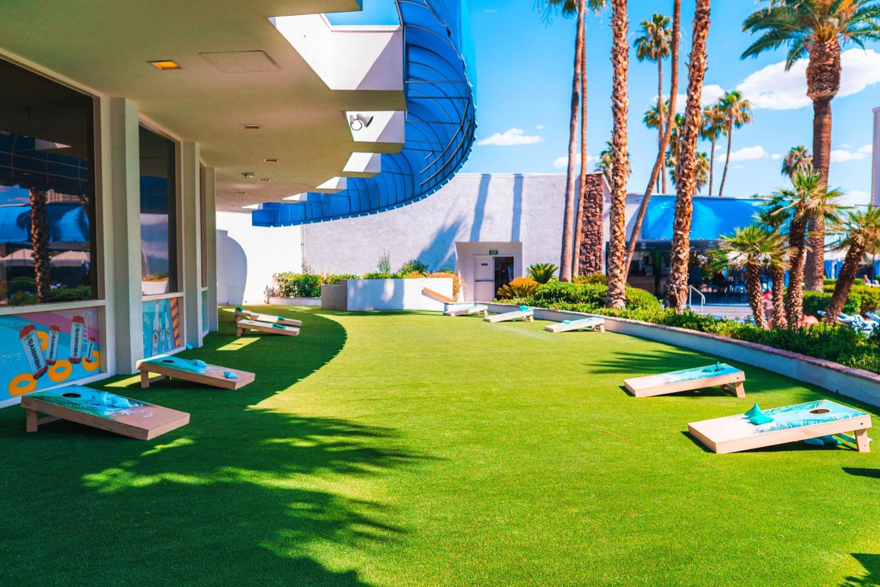 Horseshoe Las Vegas — 11