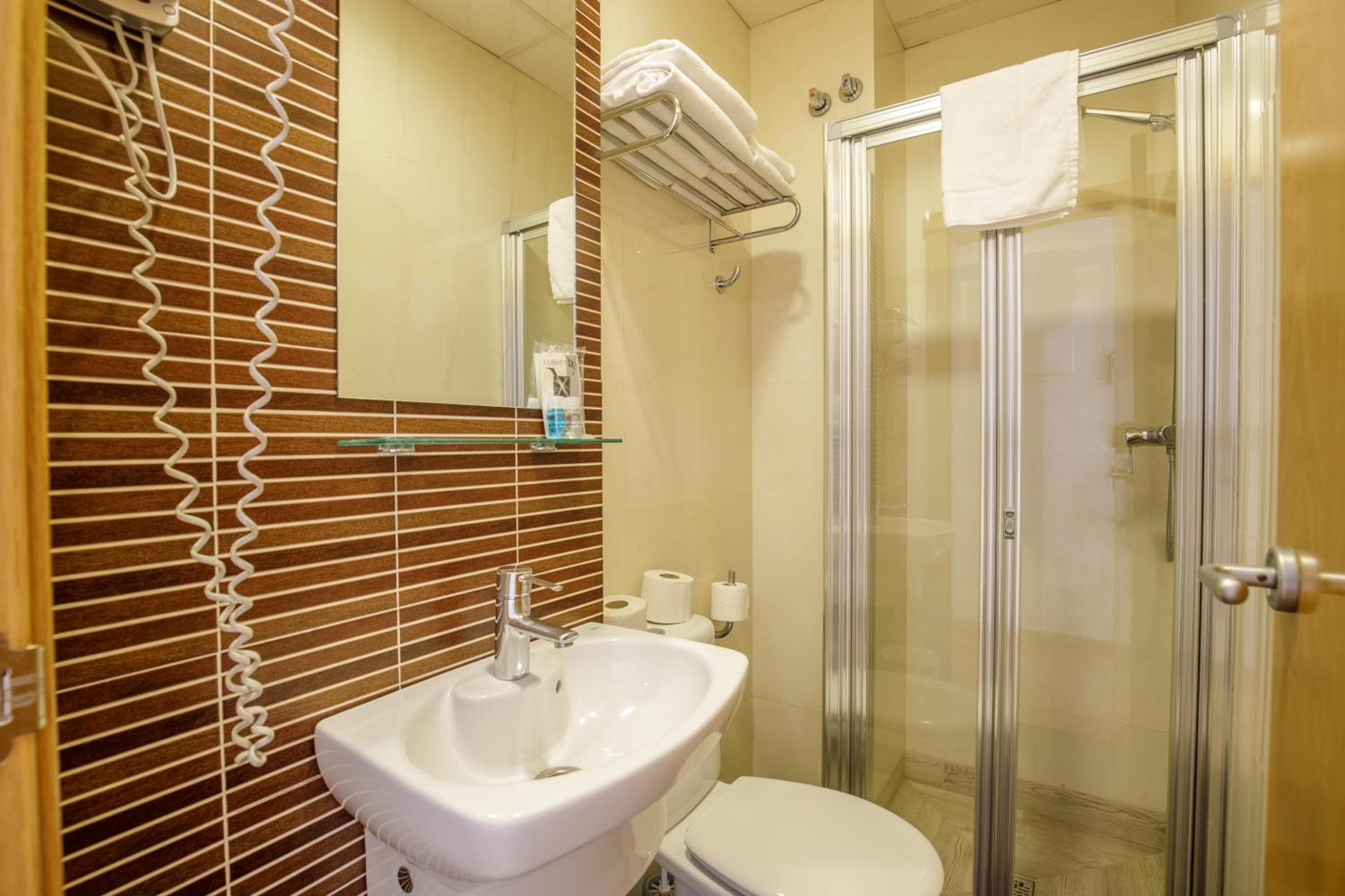 H-A Hotel Trebol — 17