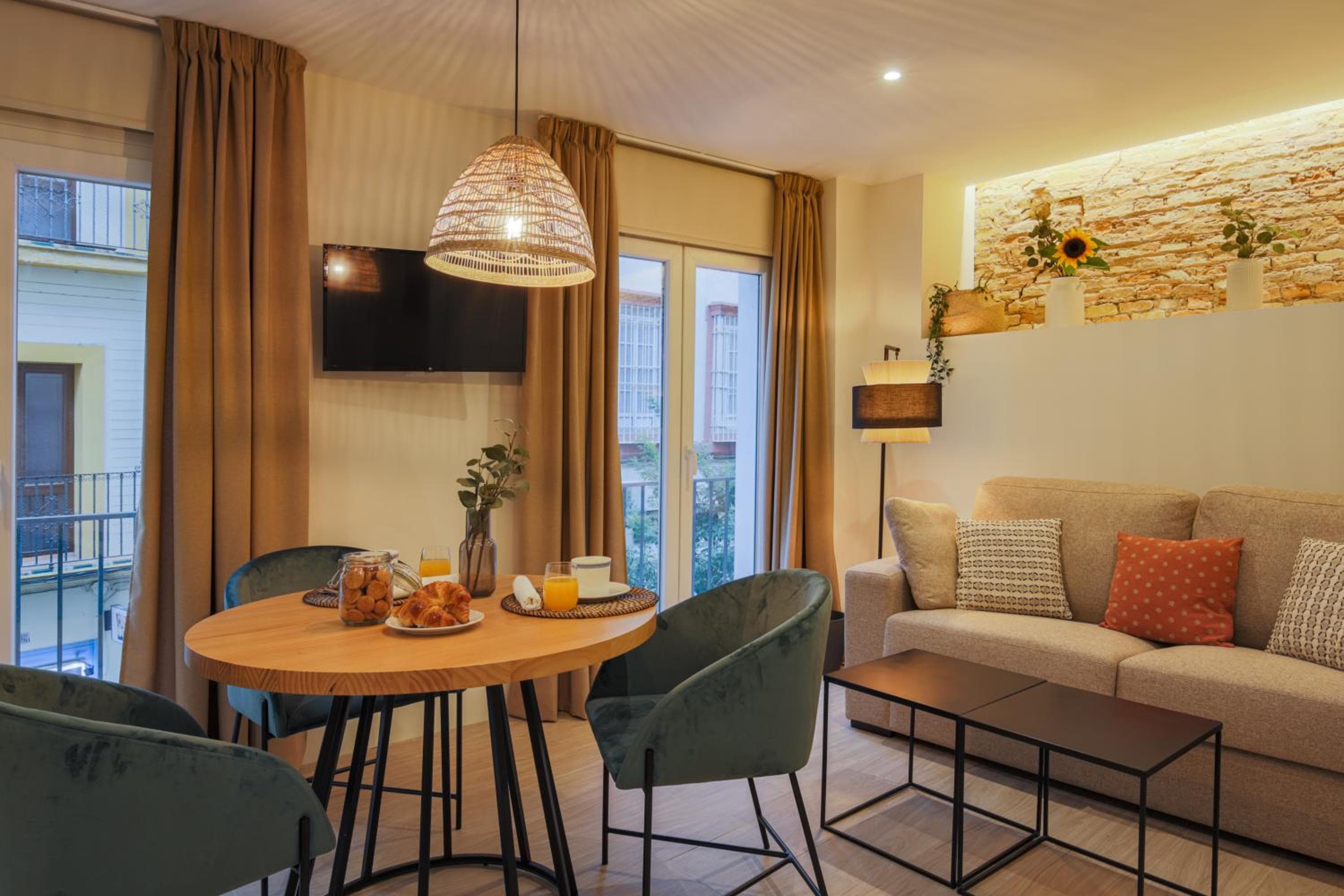 Apartamentos Magna Sevilla — 1