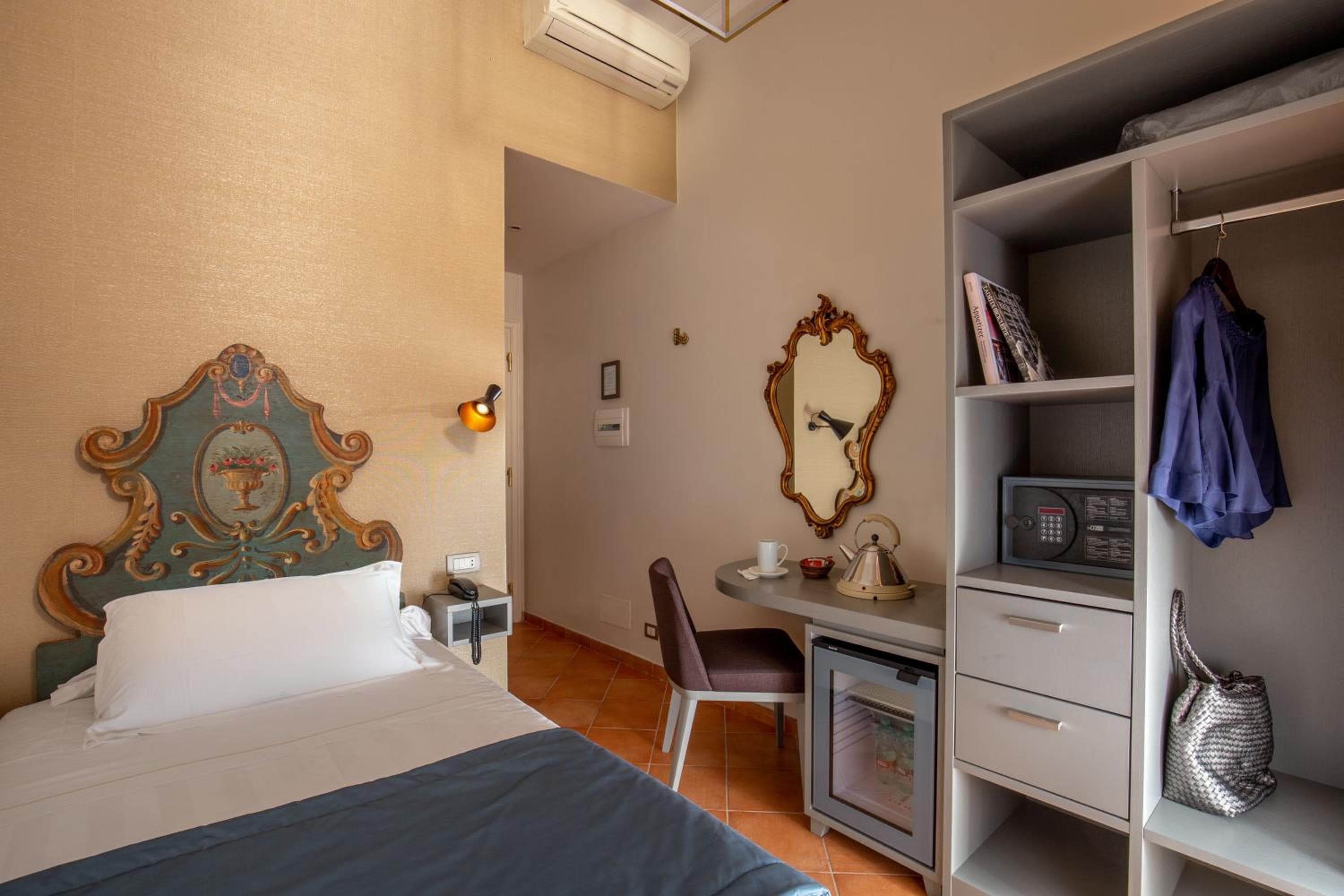 Albergo Mozart — 17