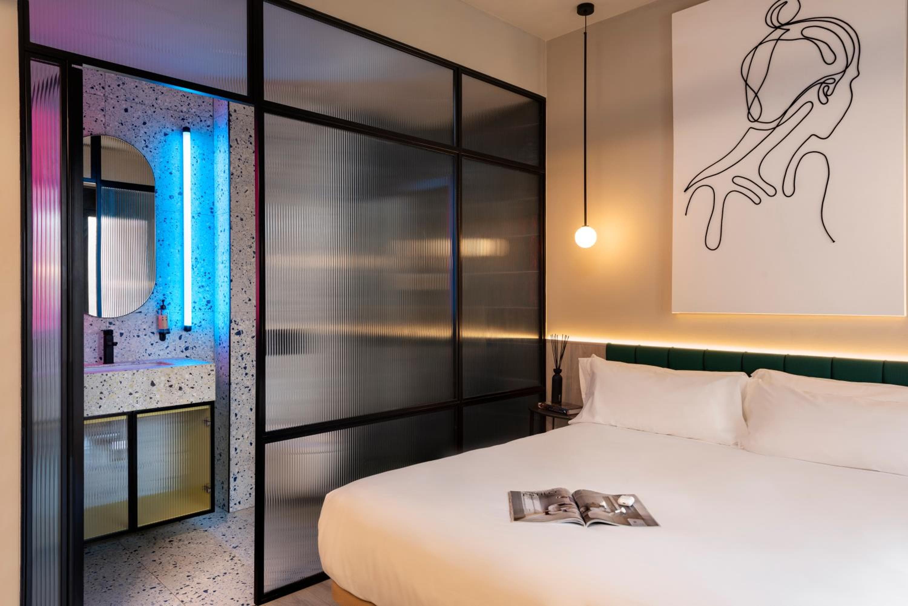 Coeo Peña Design Apartments — 13