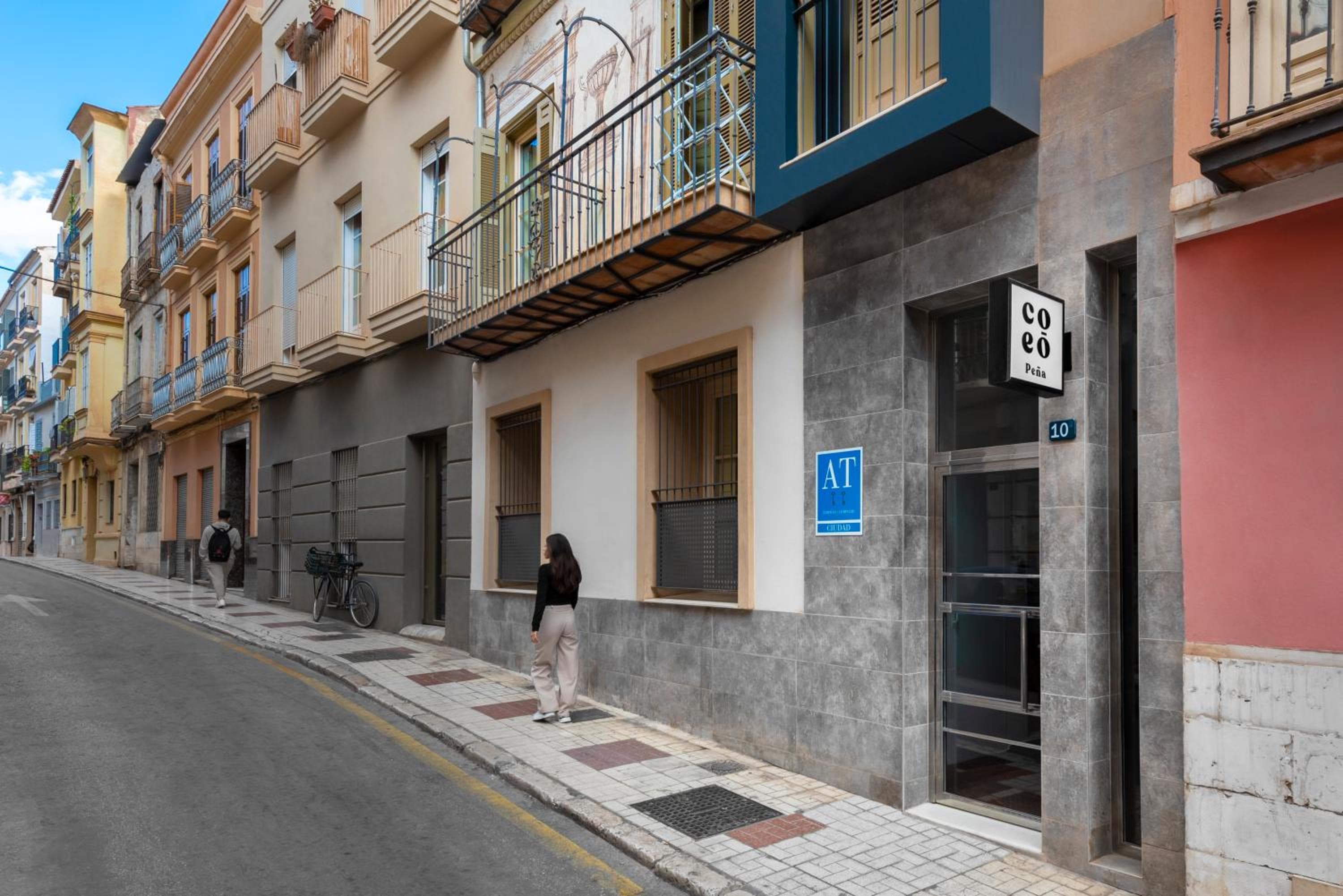 Coeo Peña Design Apartments — 10