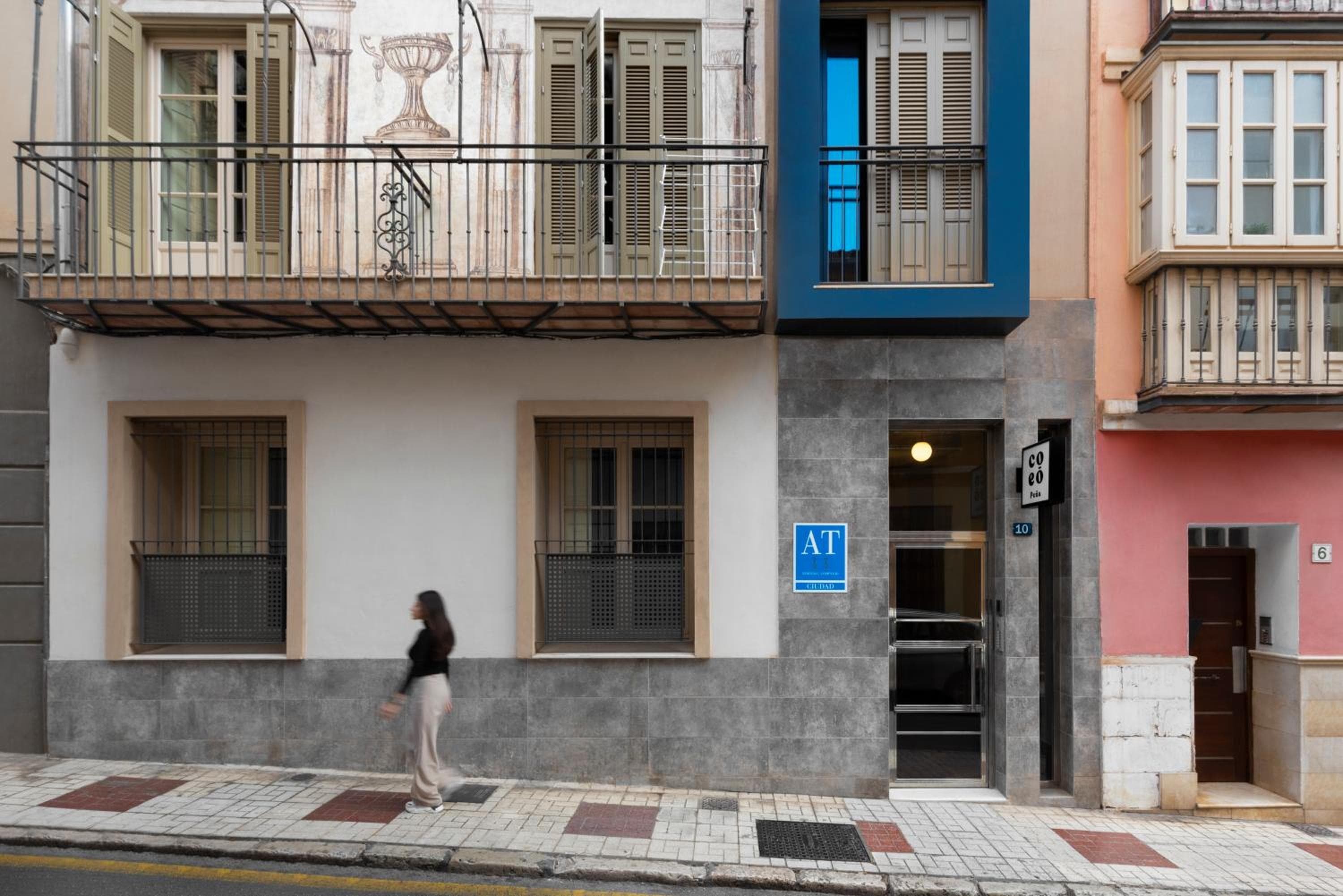 Coeo Peña Design Apartments — 18