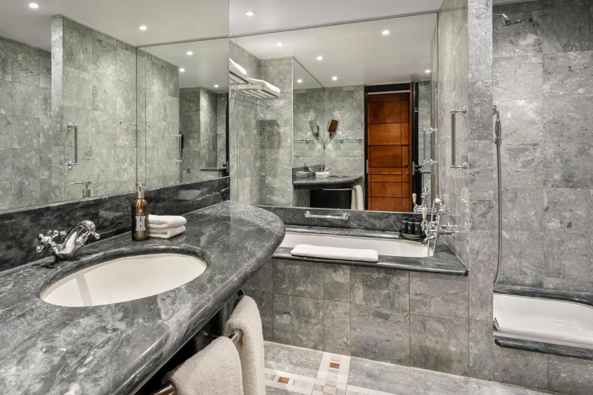 COMO The Halkin — 23