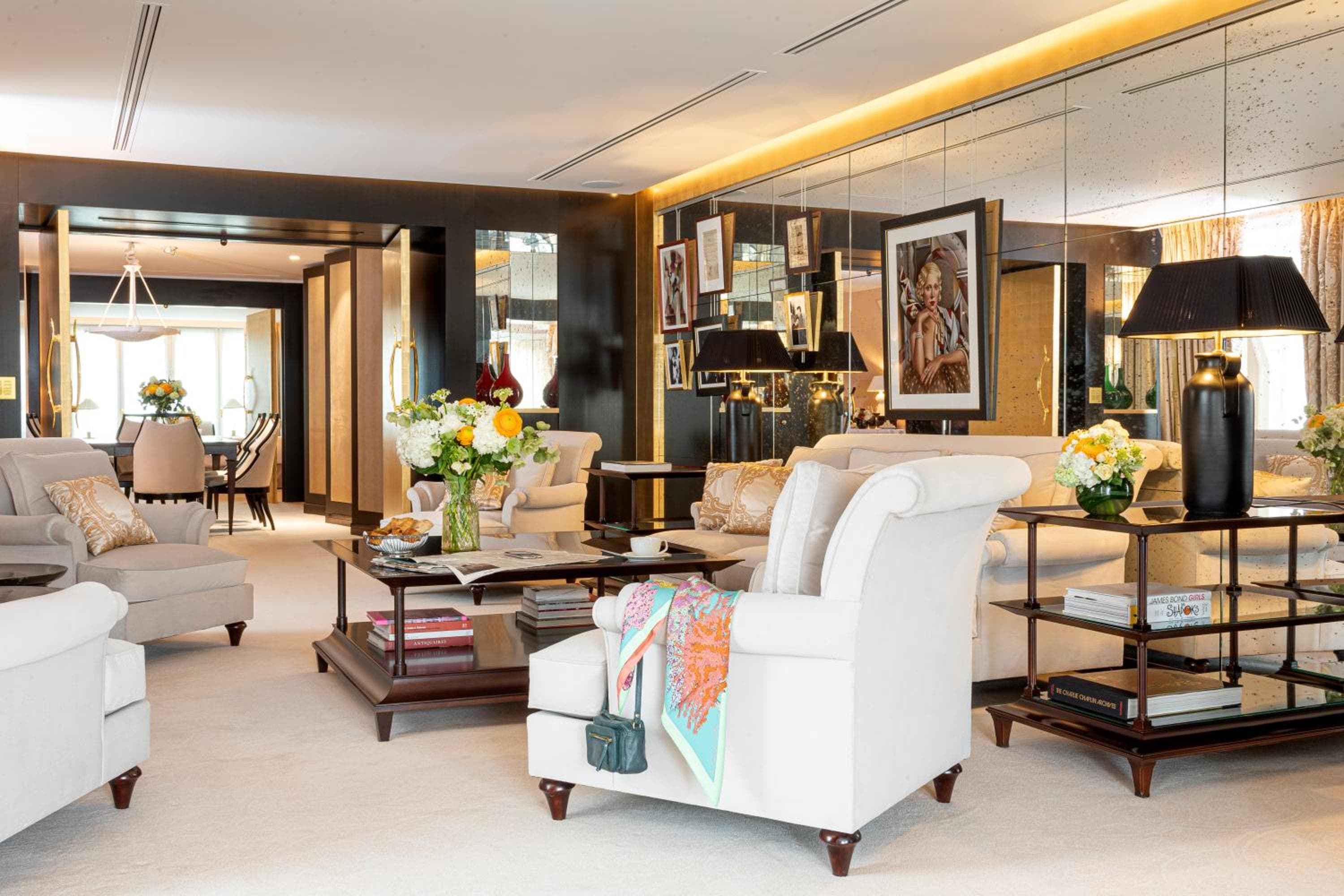 Fouquet's Paris — 24