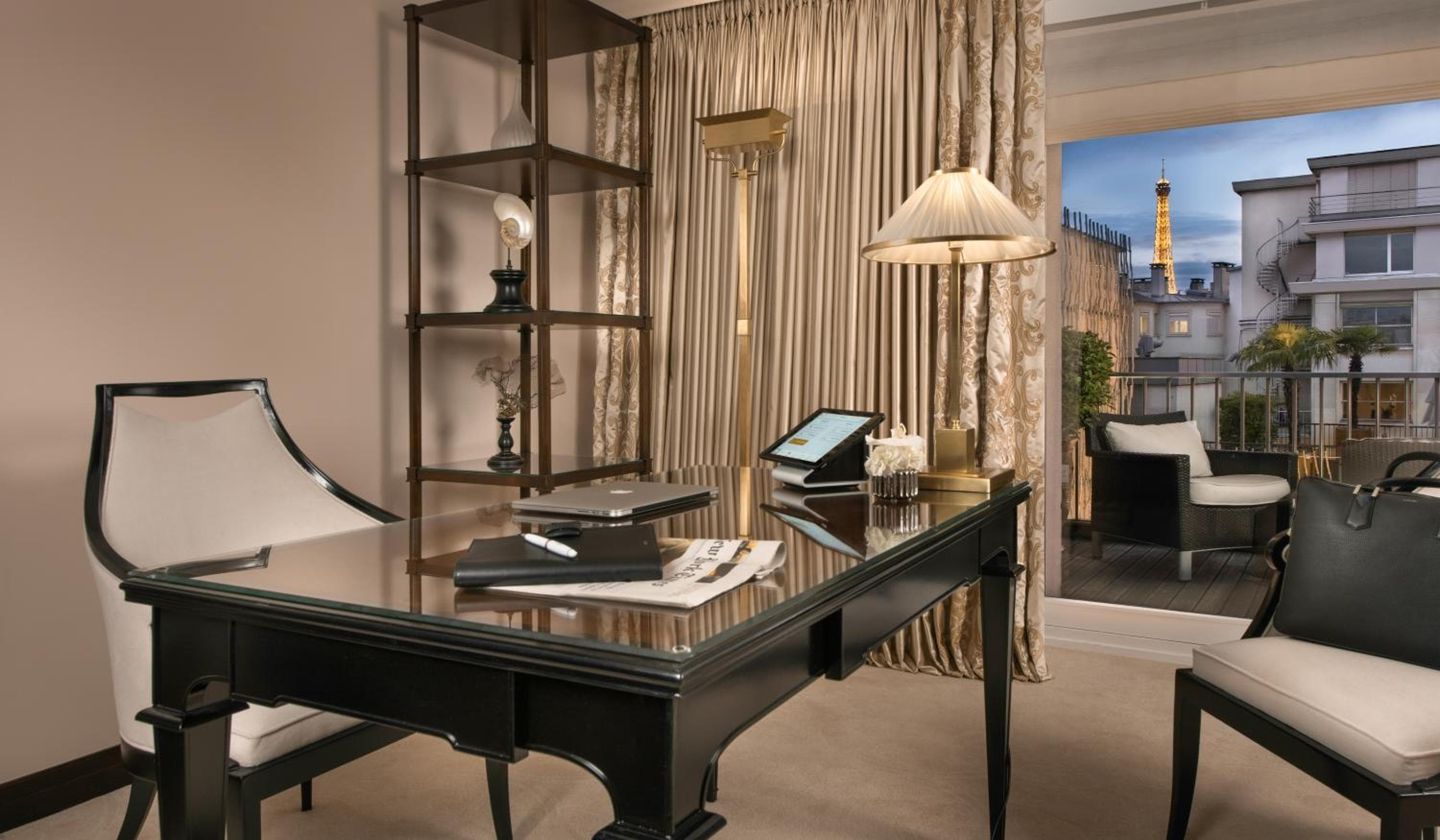 Hotel Barrière Fouquet's París — 26