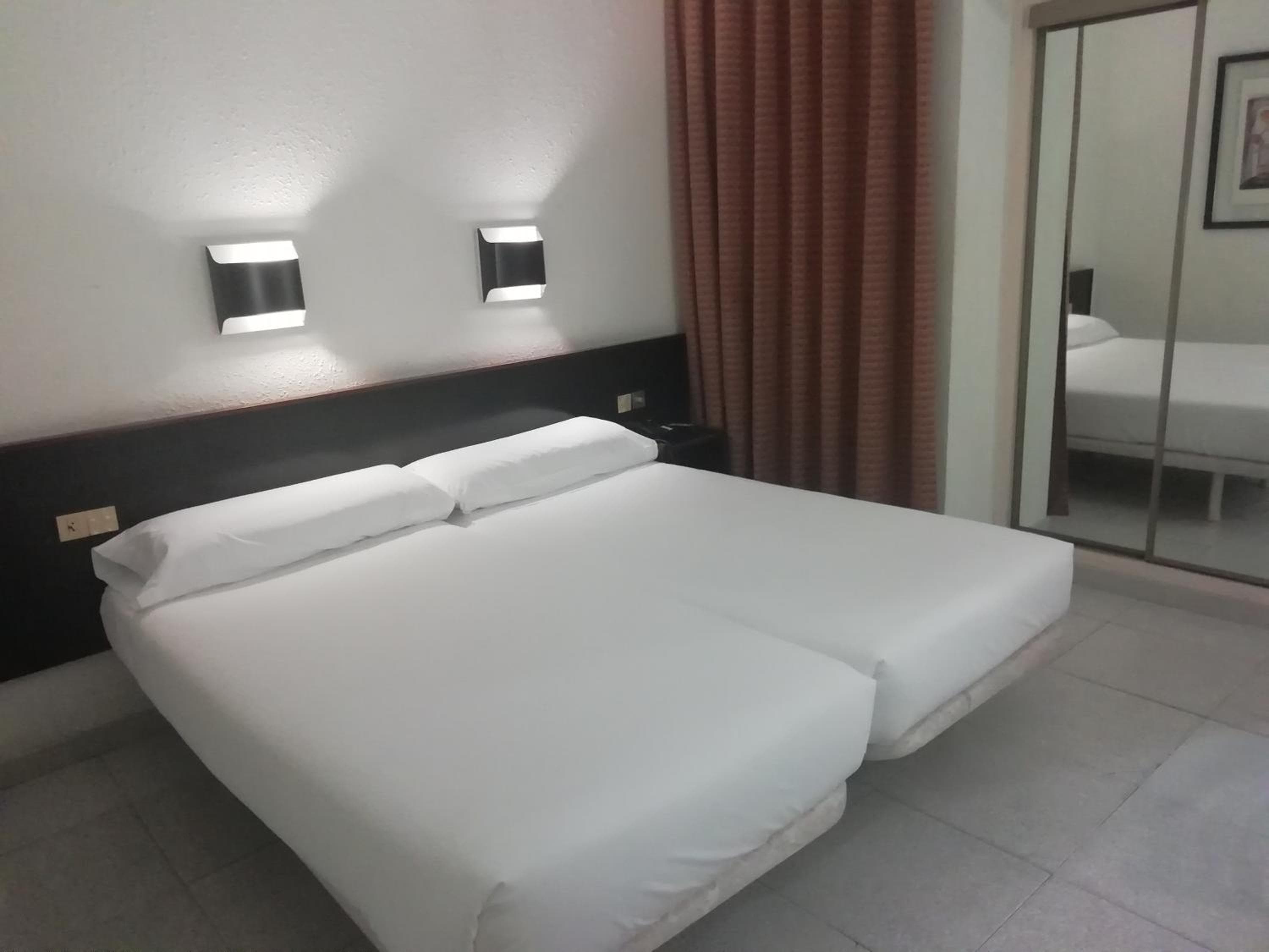 Albergo monegasco — 6