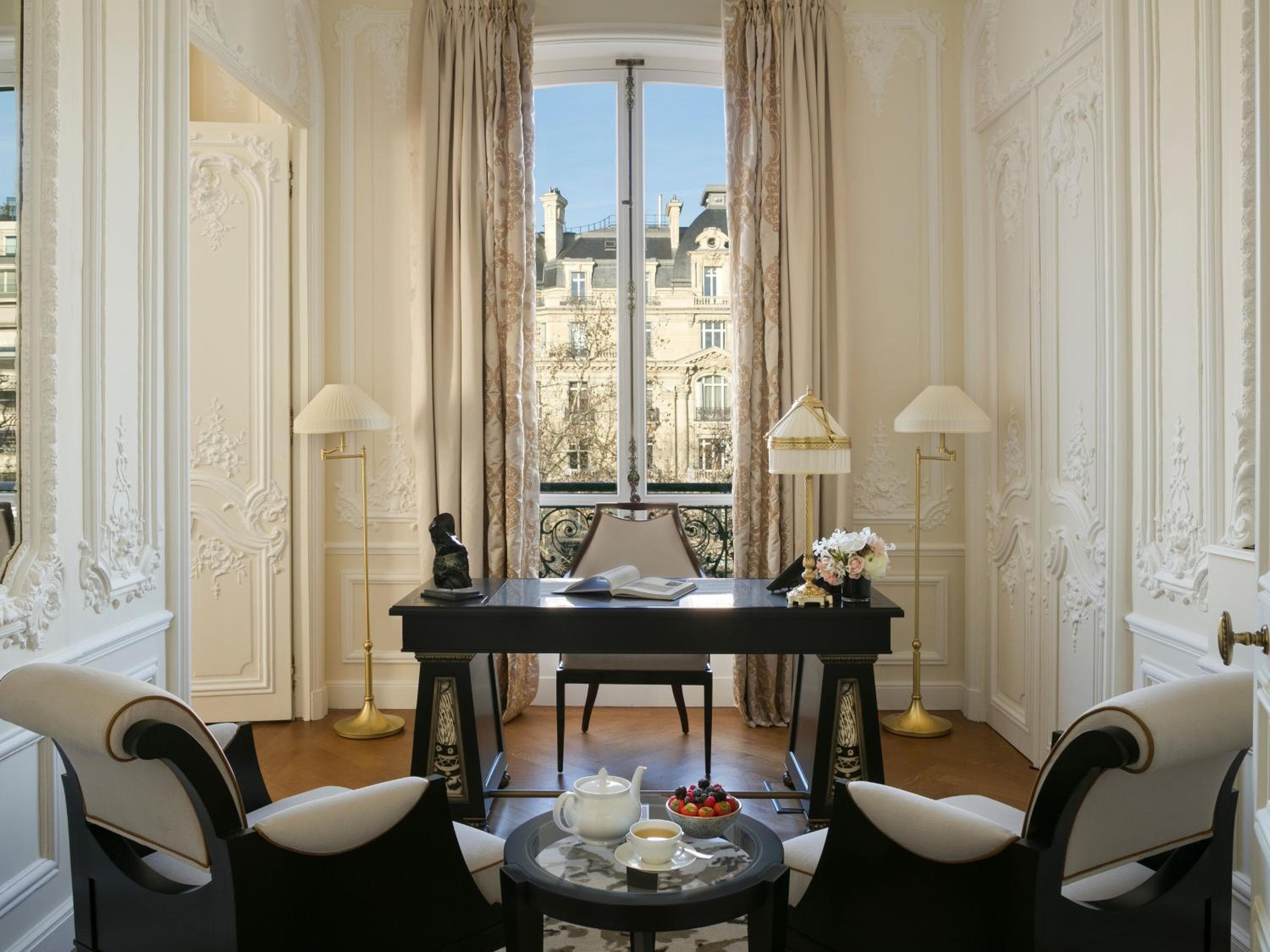 Hotel Barrière Fouquet's París — 19
