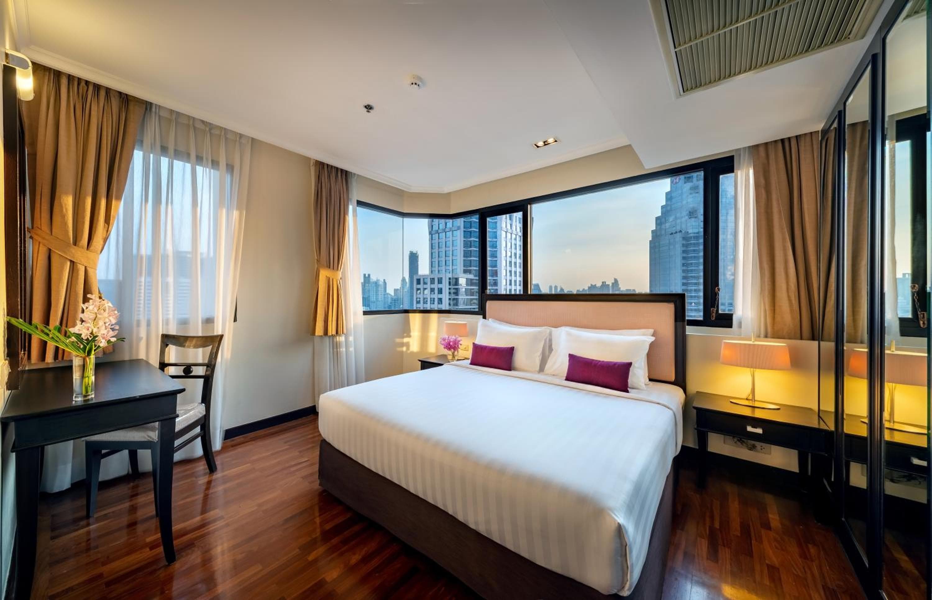 Bandara Suites Silom, Bangkok — 24
