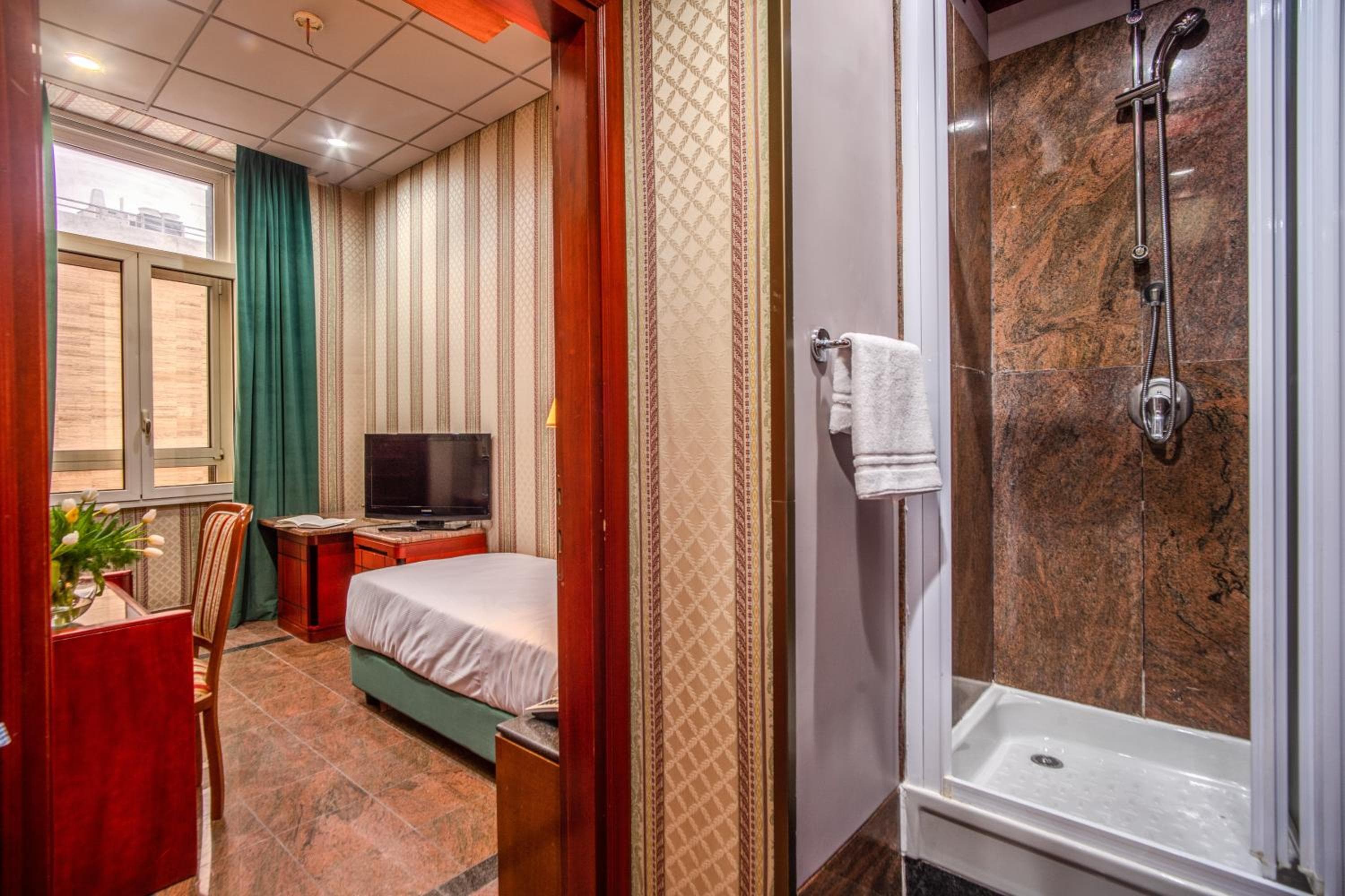 Madison Hotel — 16
