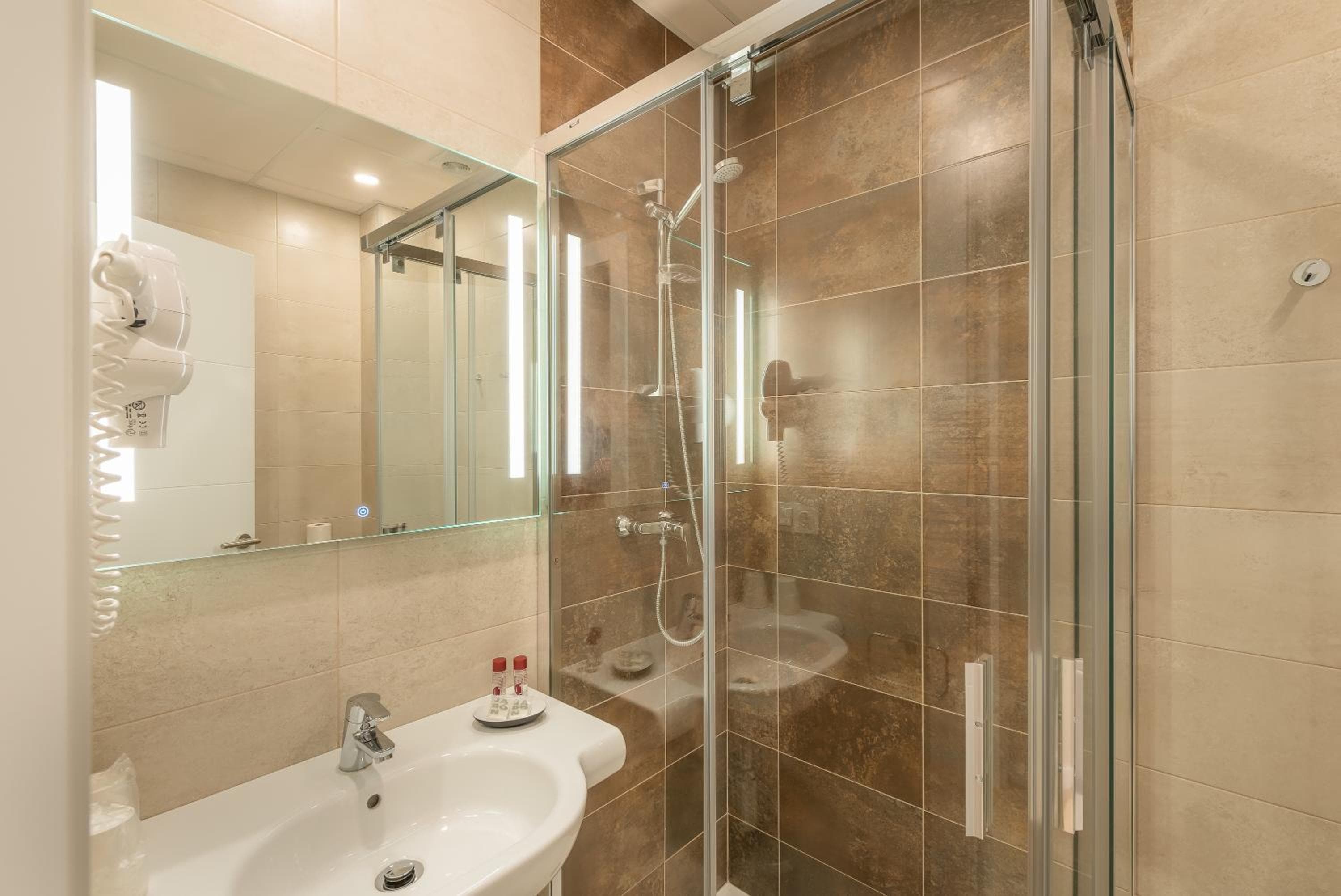 Apartamentos Pinar Málaga Centro - Álvarez — 21