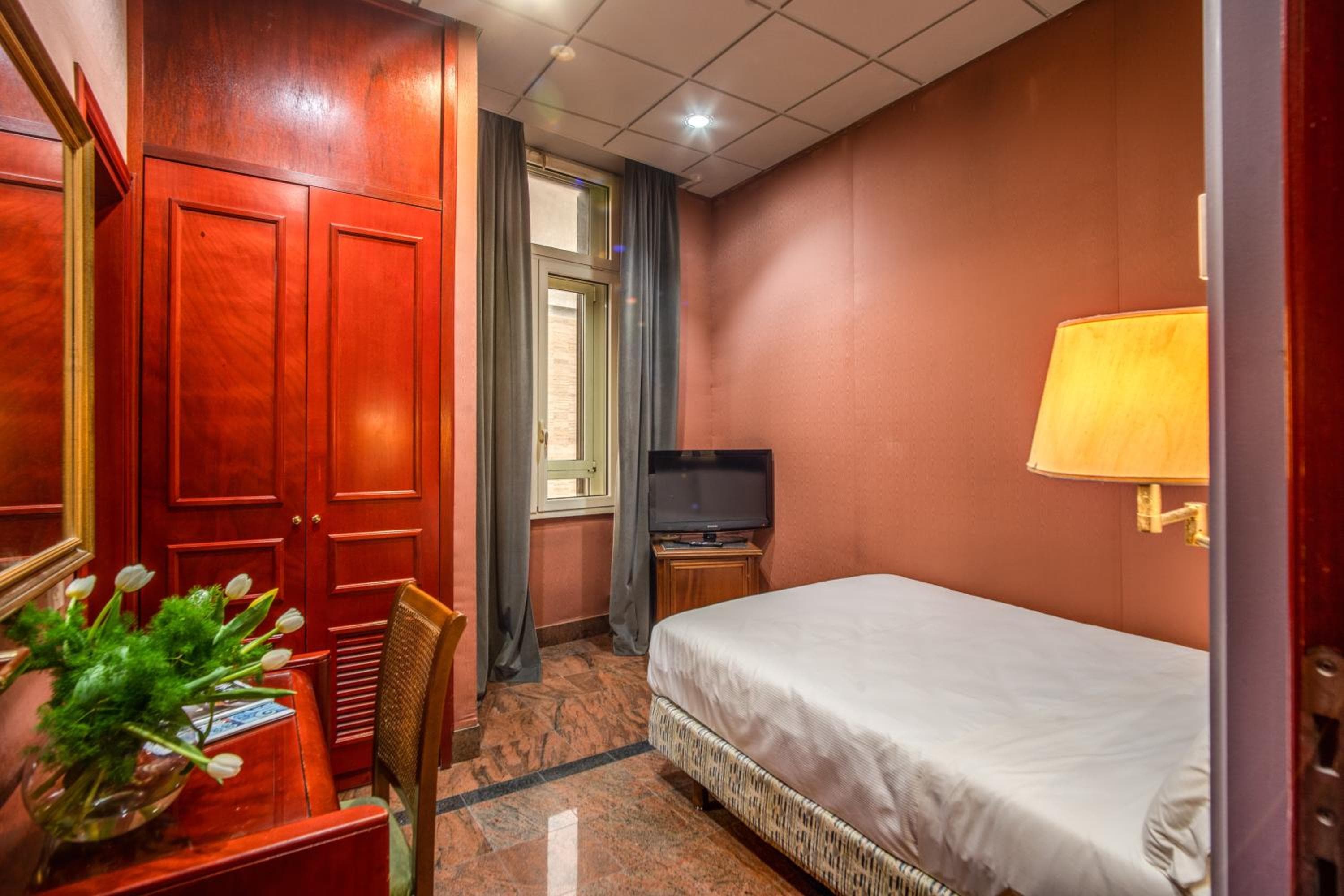 Madison Hotel — 20