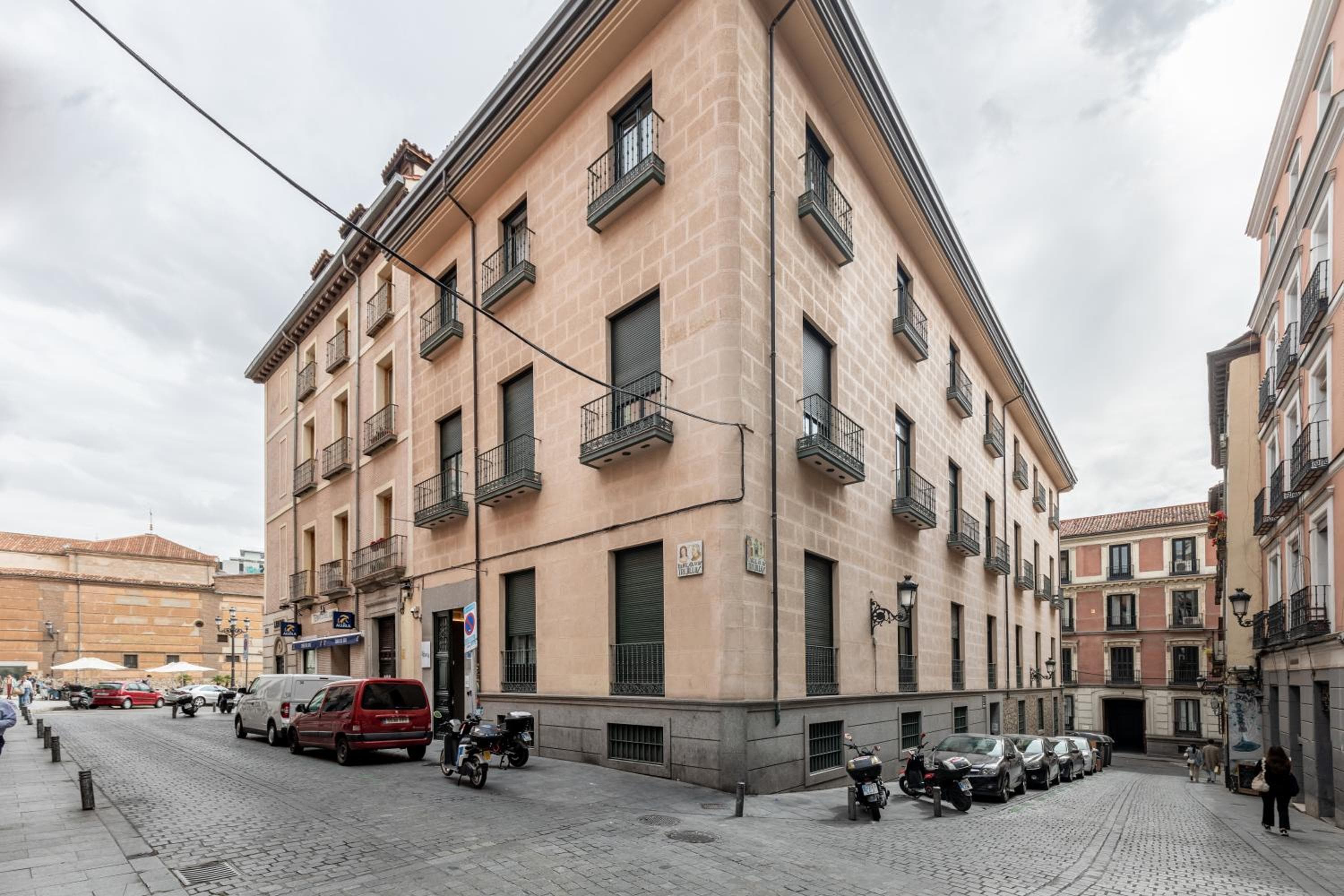 Palazzo Reale di Libere Madrid — 13