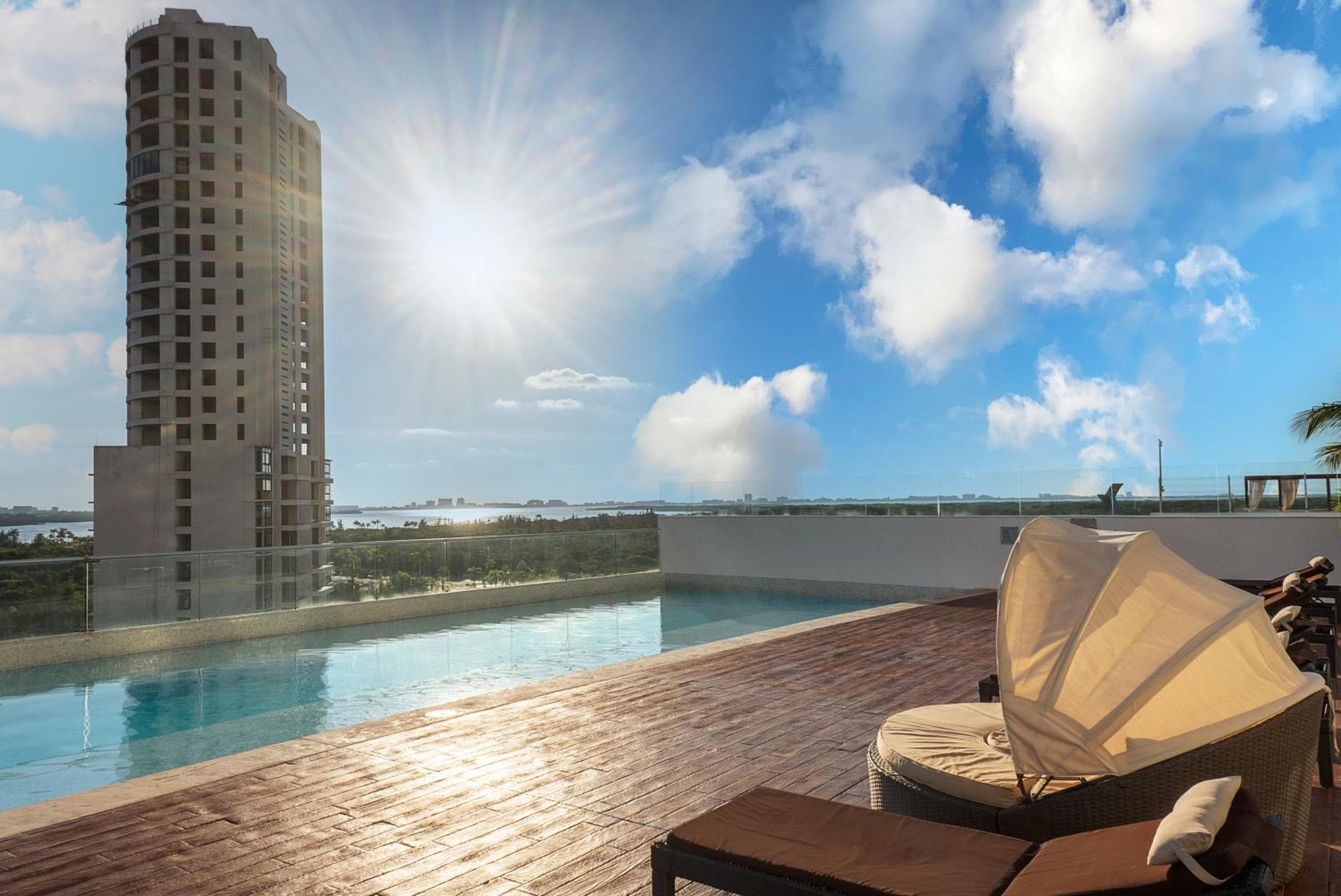 Suites Malecon Cancun — 3