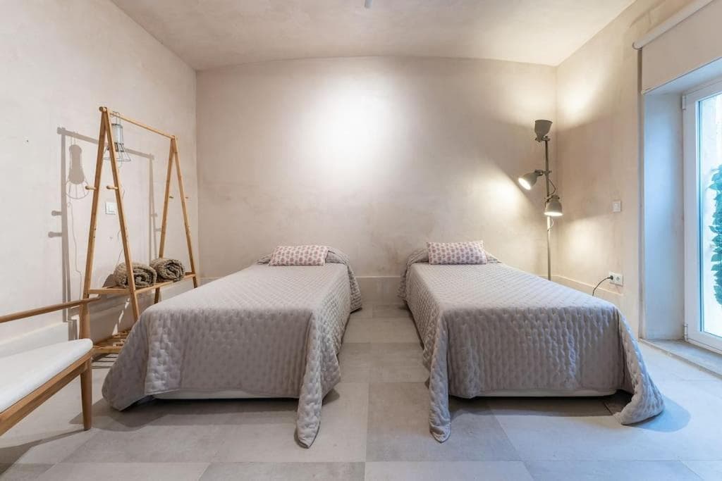 Sophisticatedes Strandapartment — 16