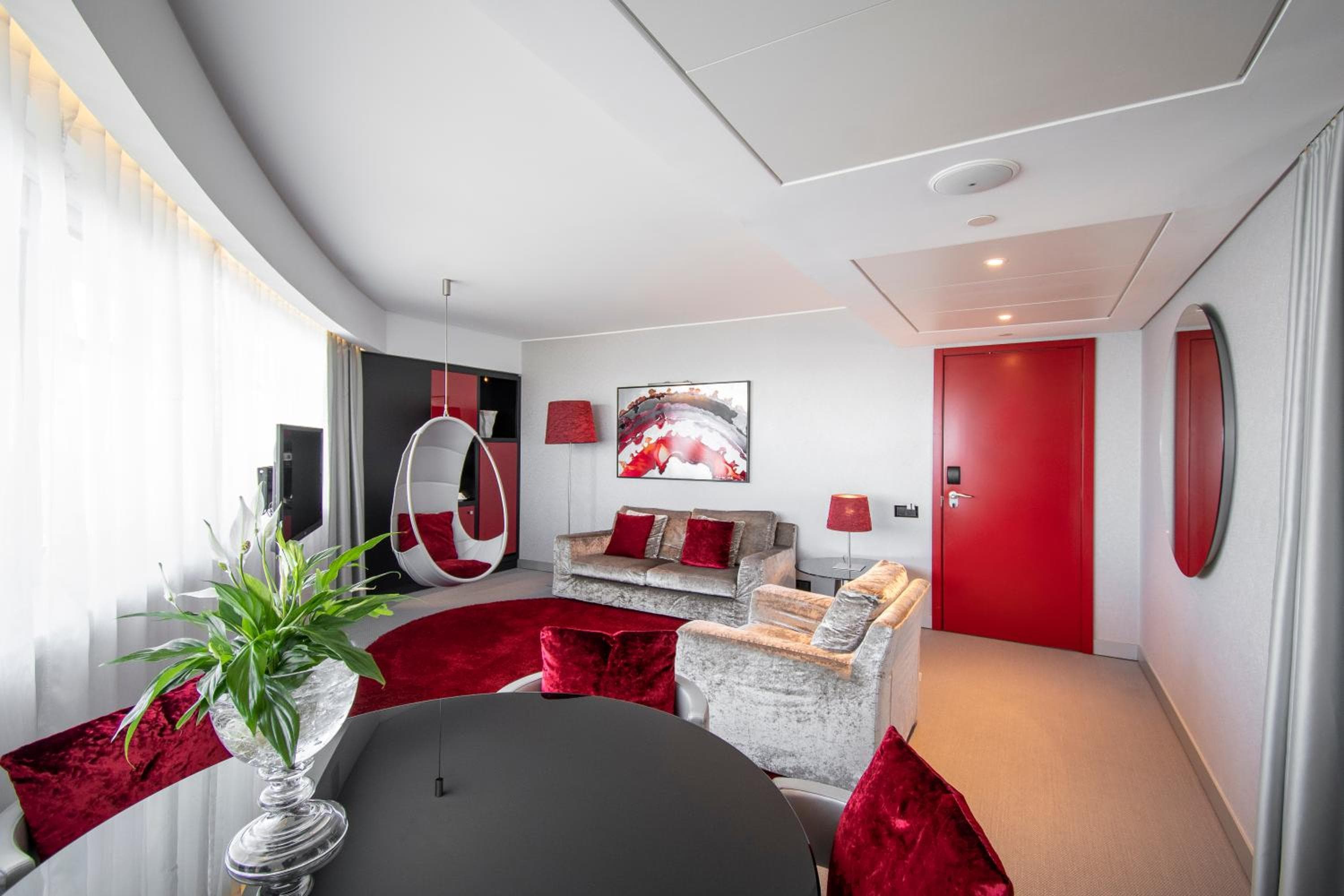 MYRIAD by SANA Hotels hotel, Cais das Naus, lote 2 .21.01, Parque das Nações, Lisbon, Portugal — photo 19