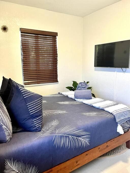 Casa centrale a tema nautico con 4 letti e 2 bagni — 24