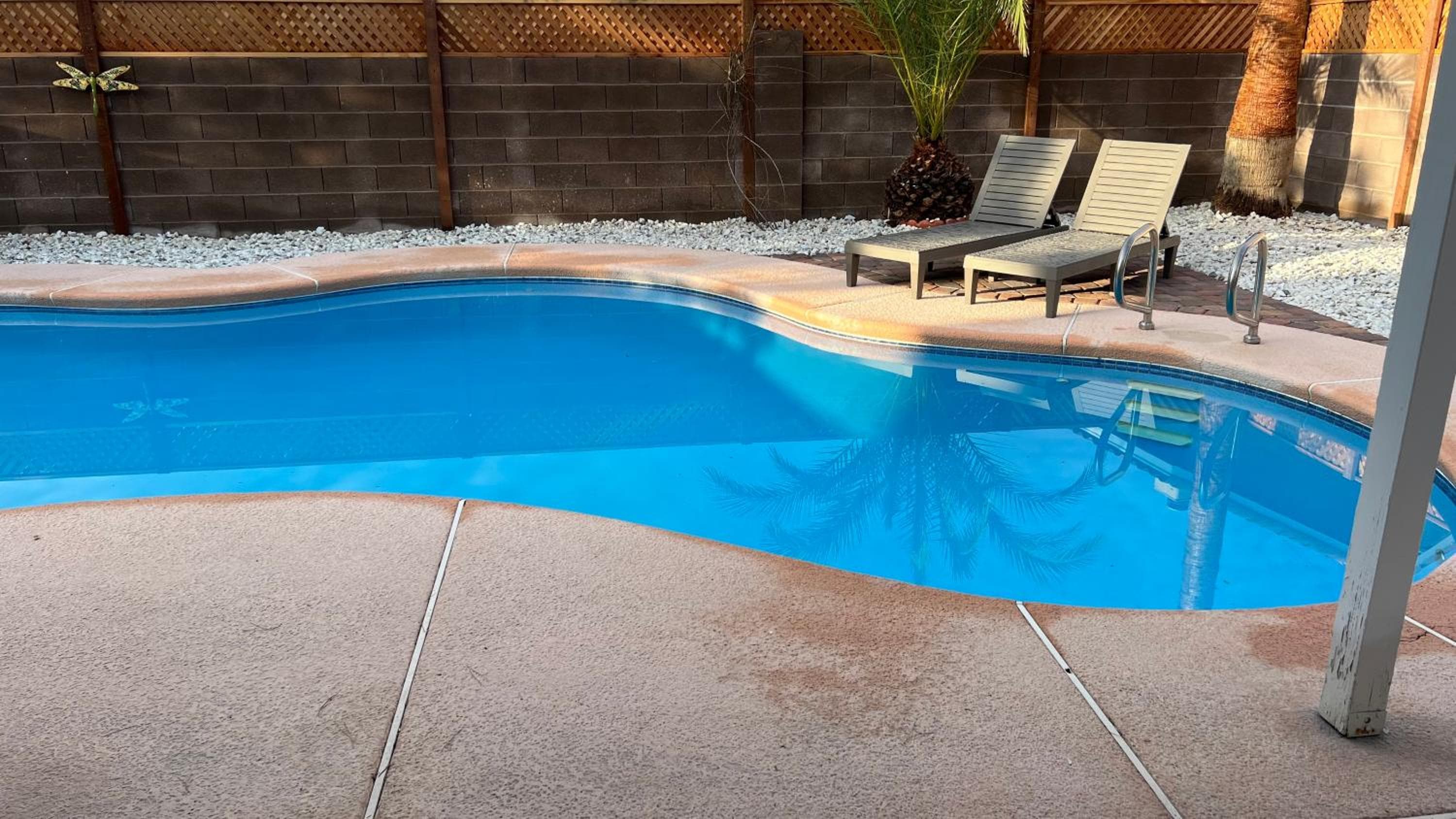 Large Pool & Patio Cozy Single Story Family House — 1