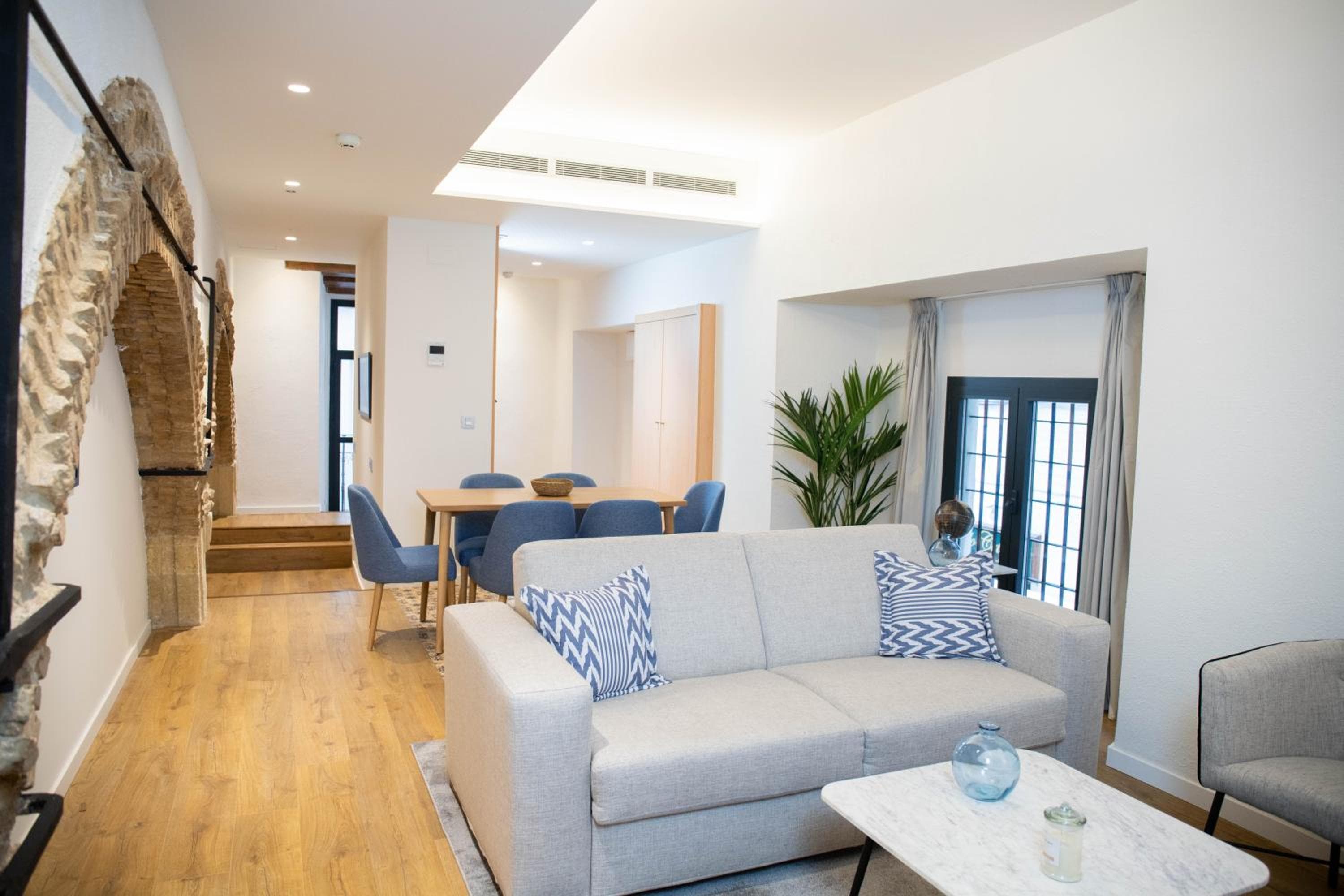 nQn Aparts & Suites Sevilla — 26