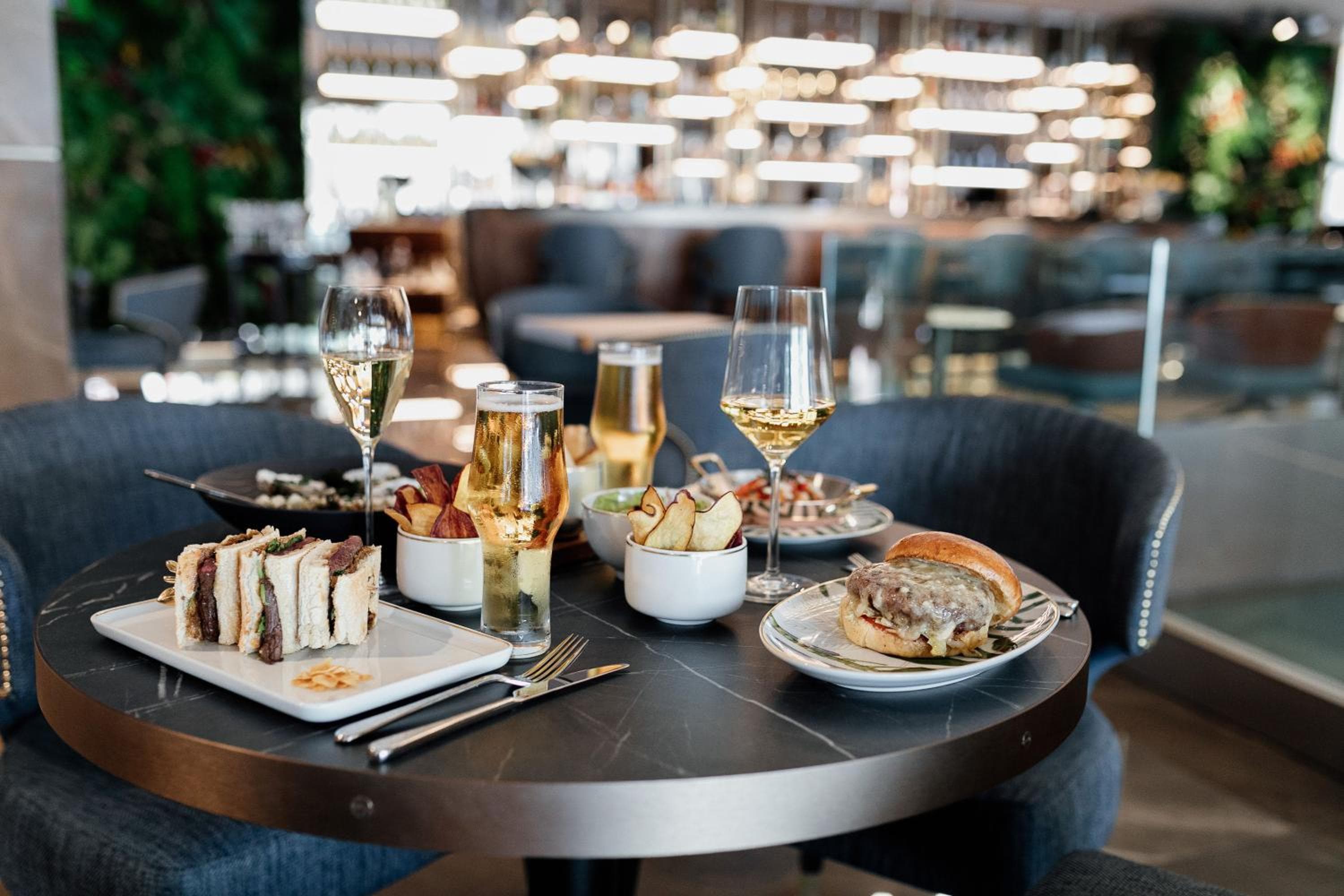 EPIC SANA Marquês Hotel hotel, Av. Fontes Pereira de Melo, 8, Lisbon, Portugal — photo 5