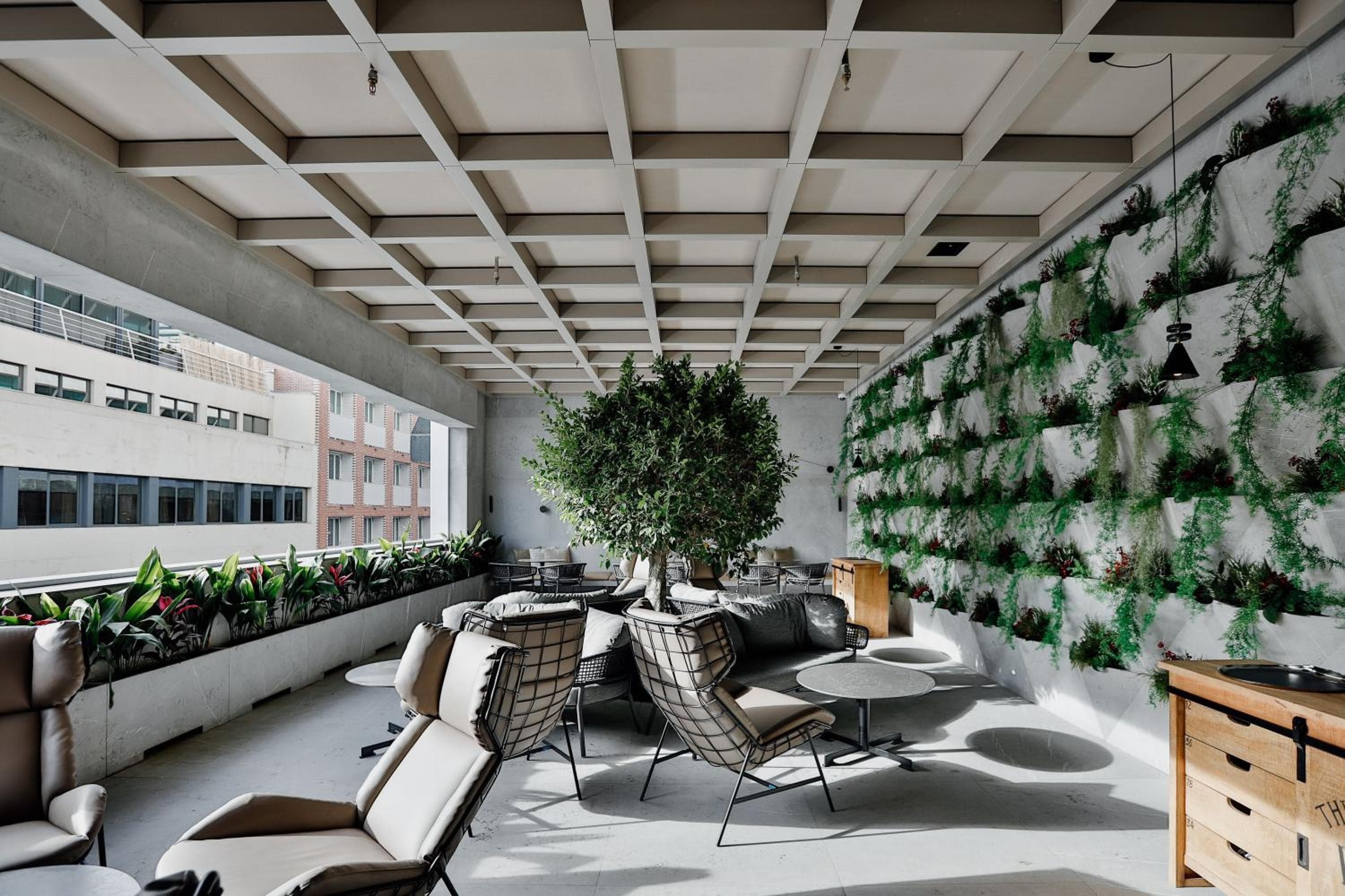 EPIC SANA Marquês Hotel hotel, Av. Fontes Pereira de Melo, 8, Lisbon, Portugal — photo 6