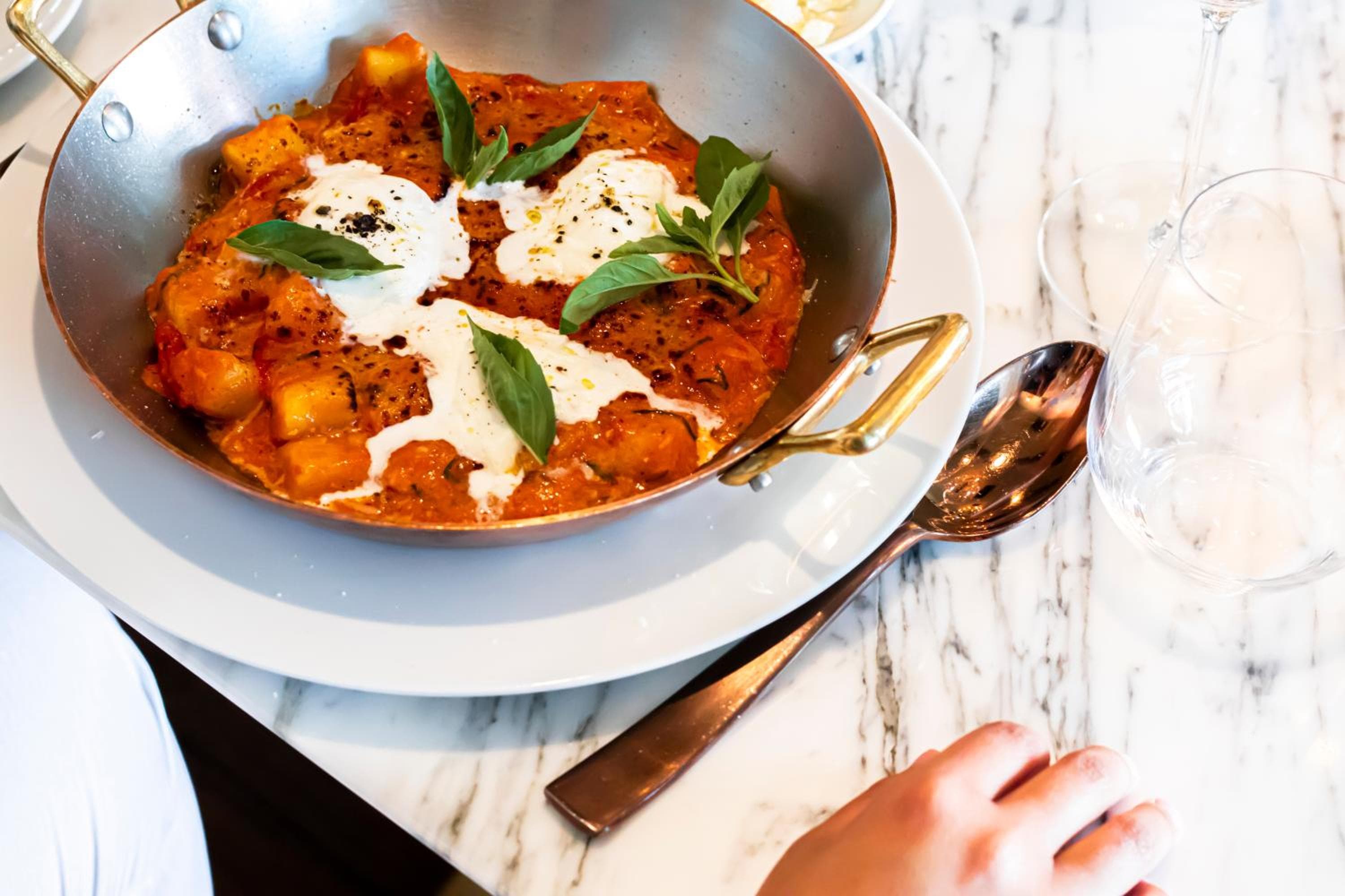 EPIC SANA Marquês Hotel hotel, Av. Fontes Pereira de Melo, 8, Lisbon, Portugal — photo 4