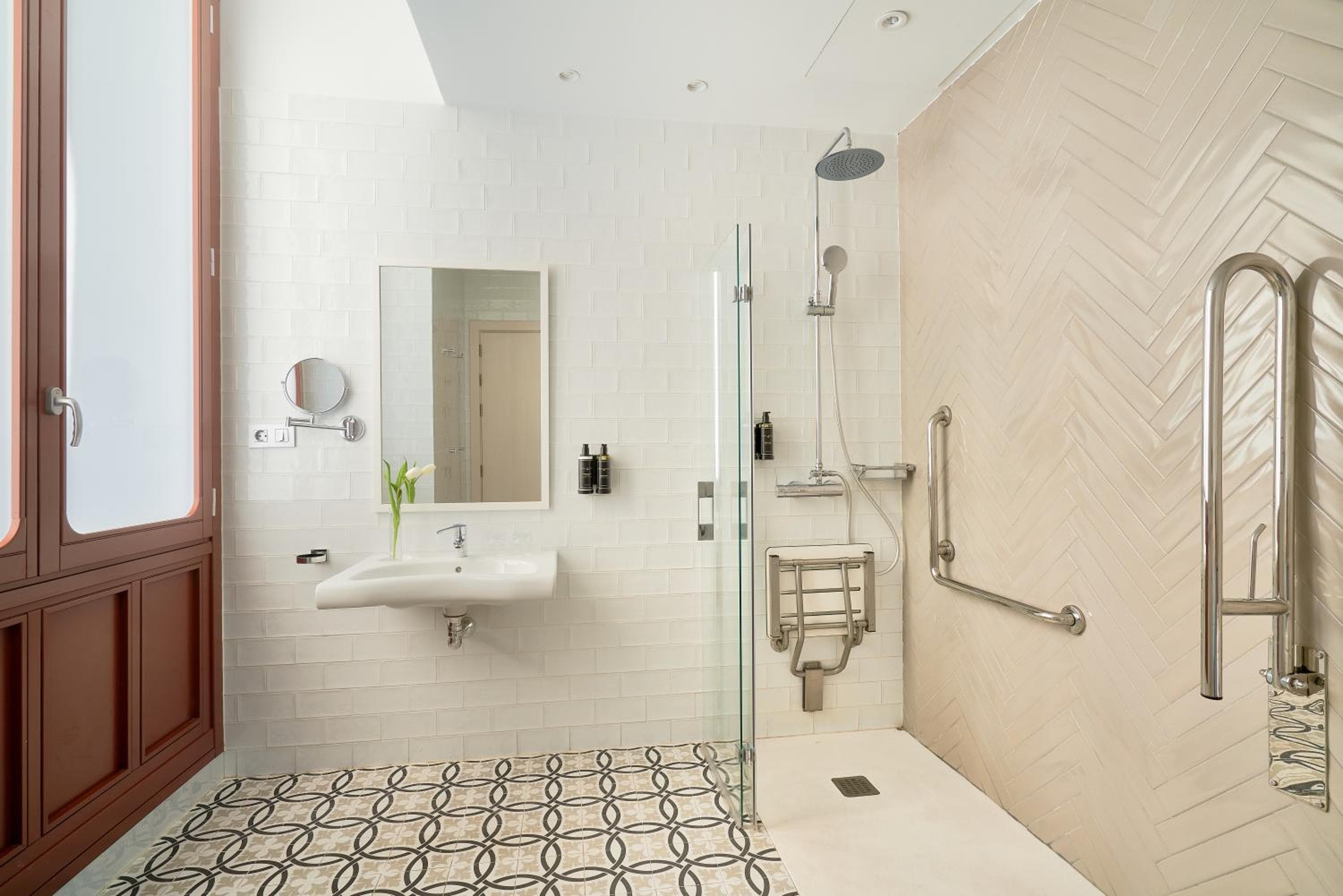 Tandem Soho Suites — 23