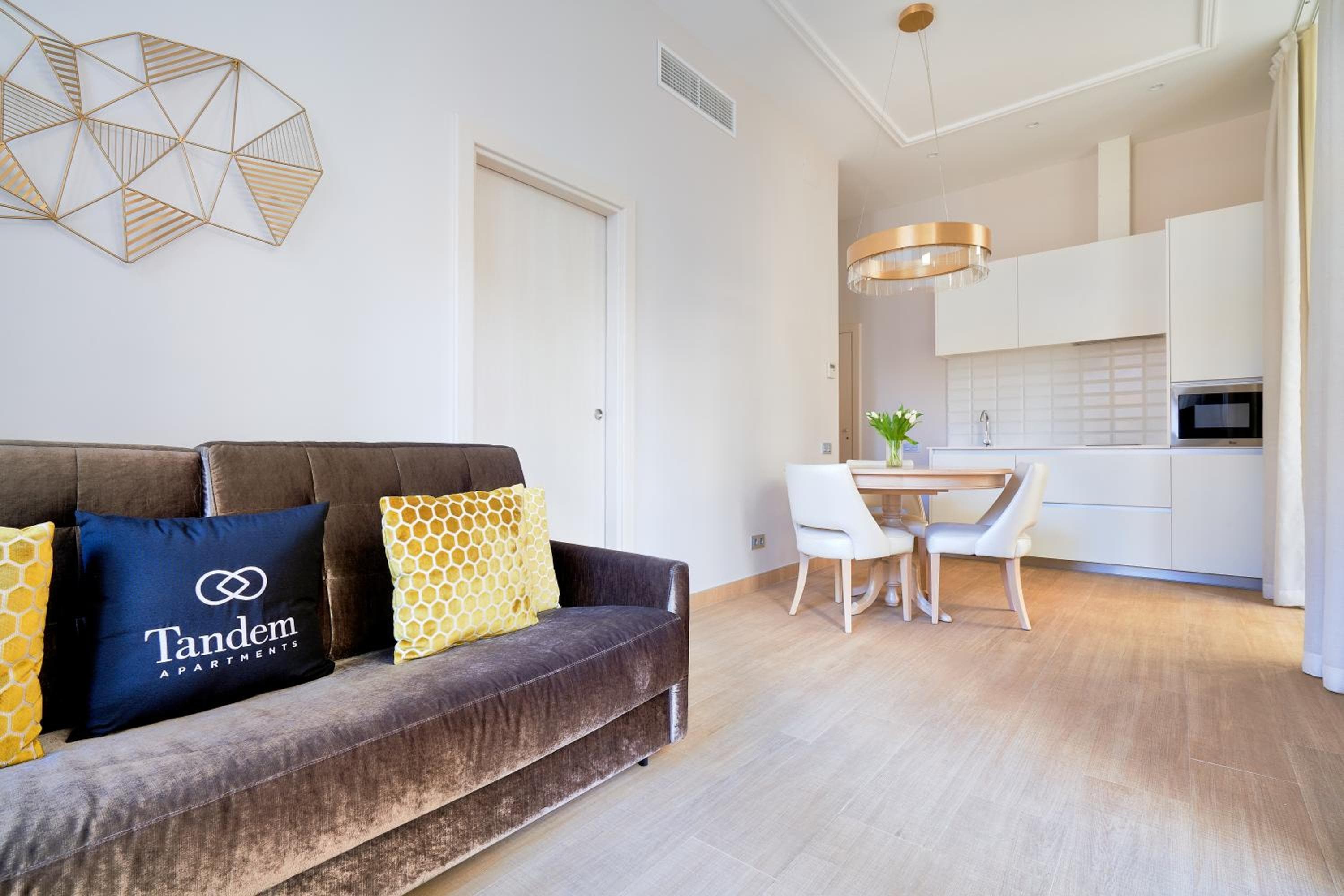 Tandem Soho Suites — 10