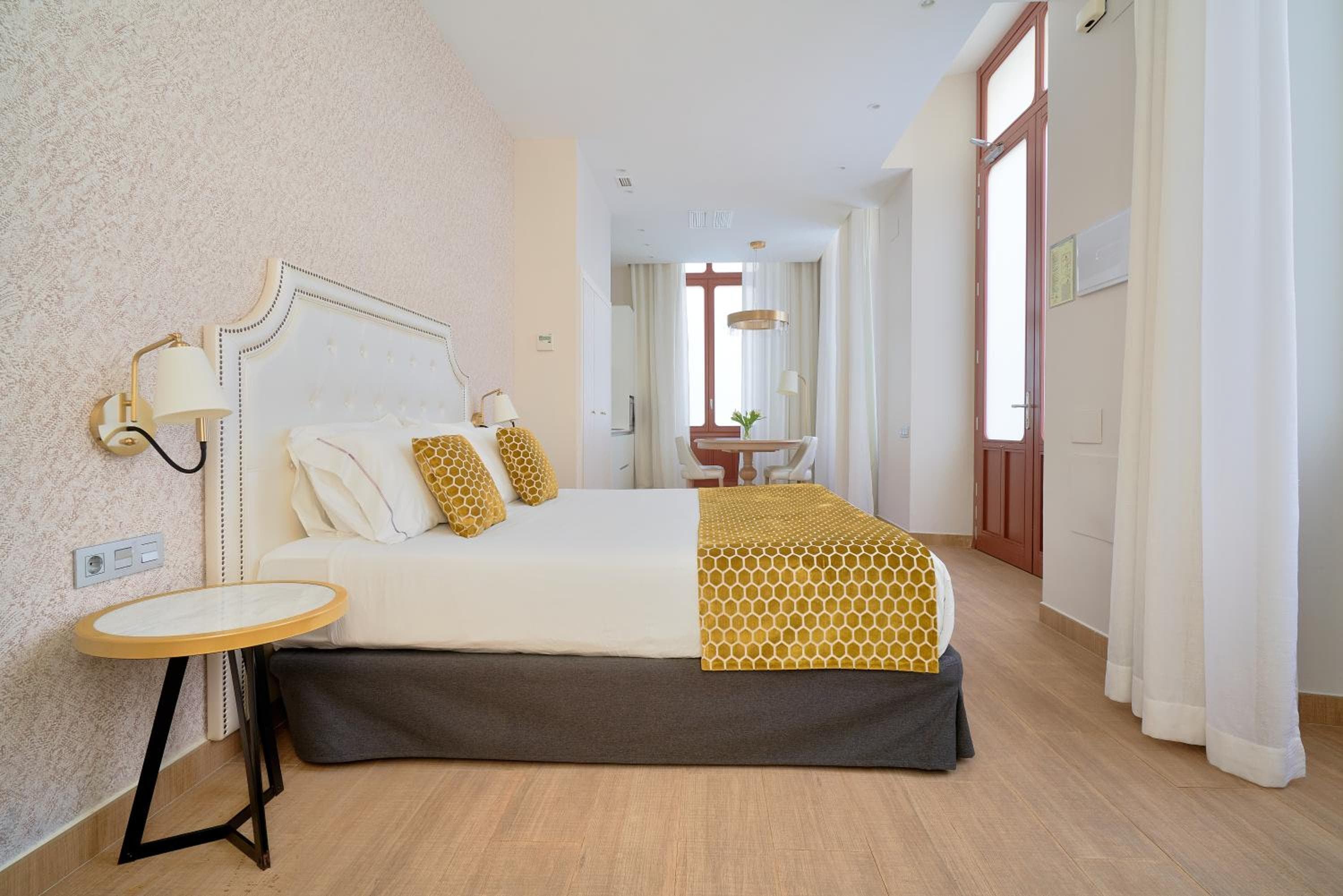 Tandem Soho Suites — 21