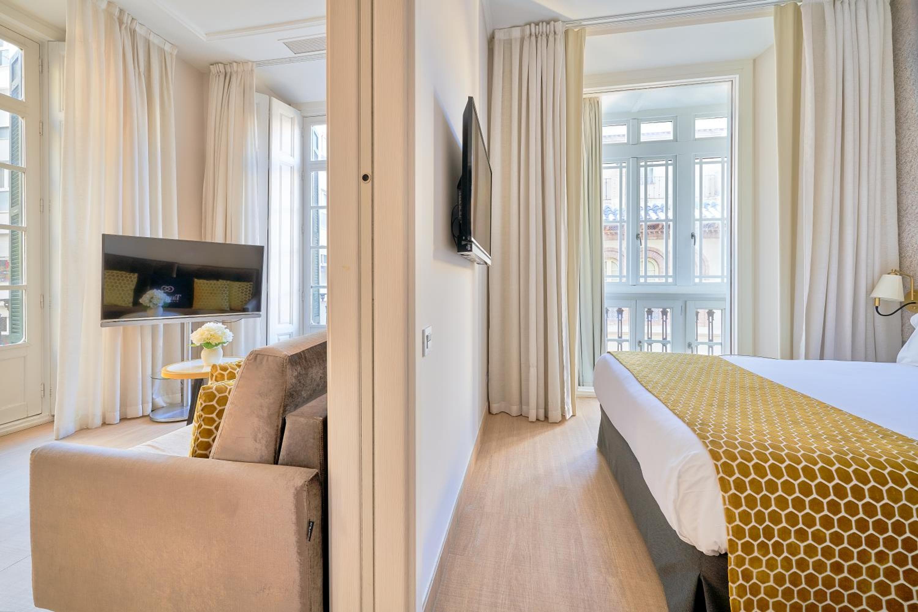 Tandem Soho Suites — 24