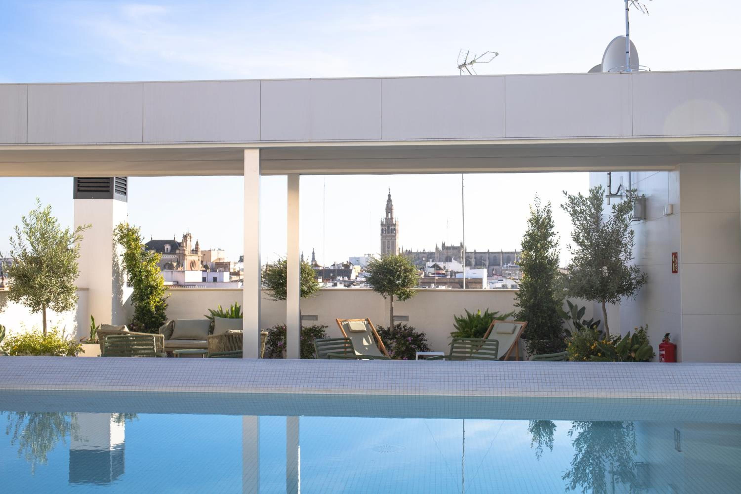 nQn Aparts & Suites Sevilla — 23