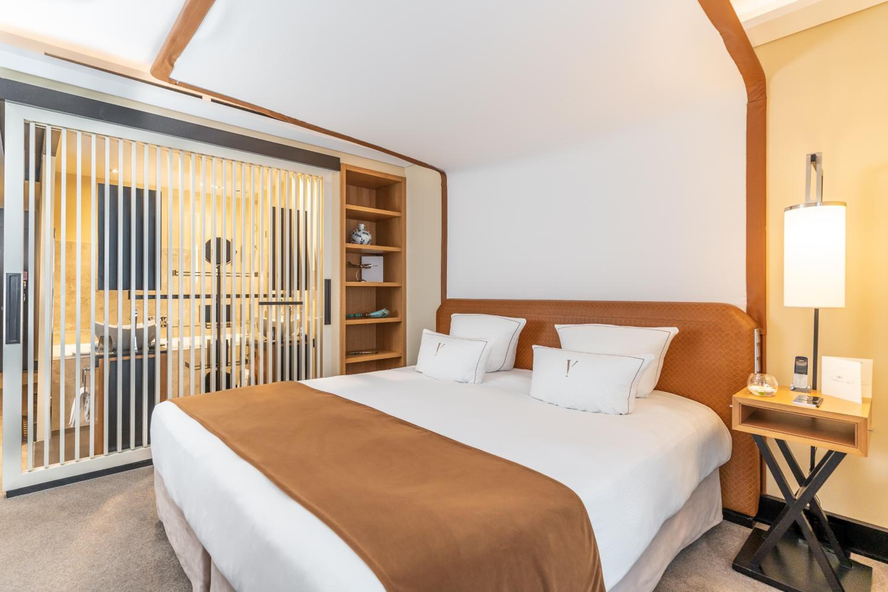 Five Seas Hotel Cannes, miembro de Design Hotels — 11