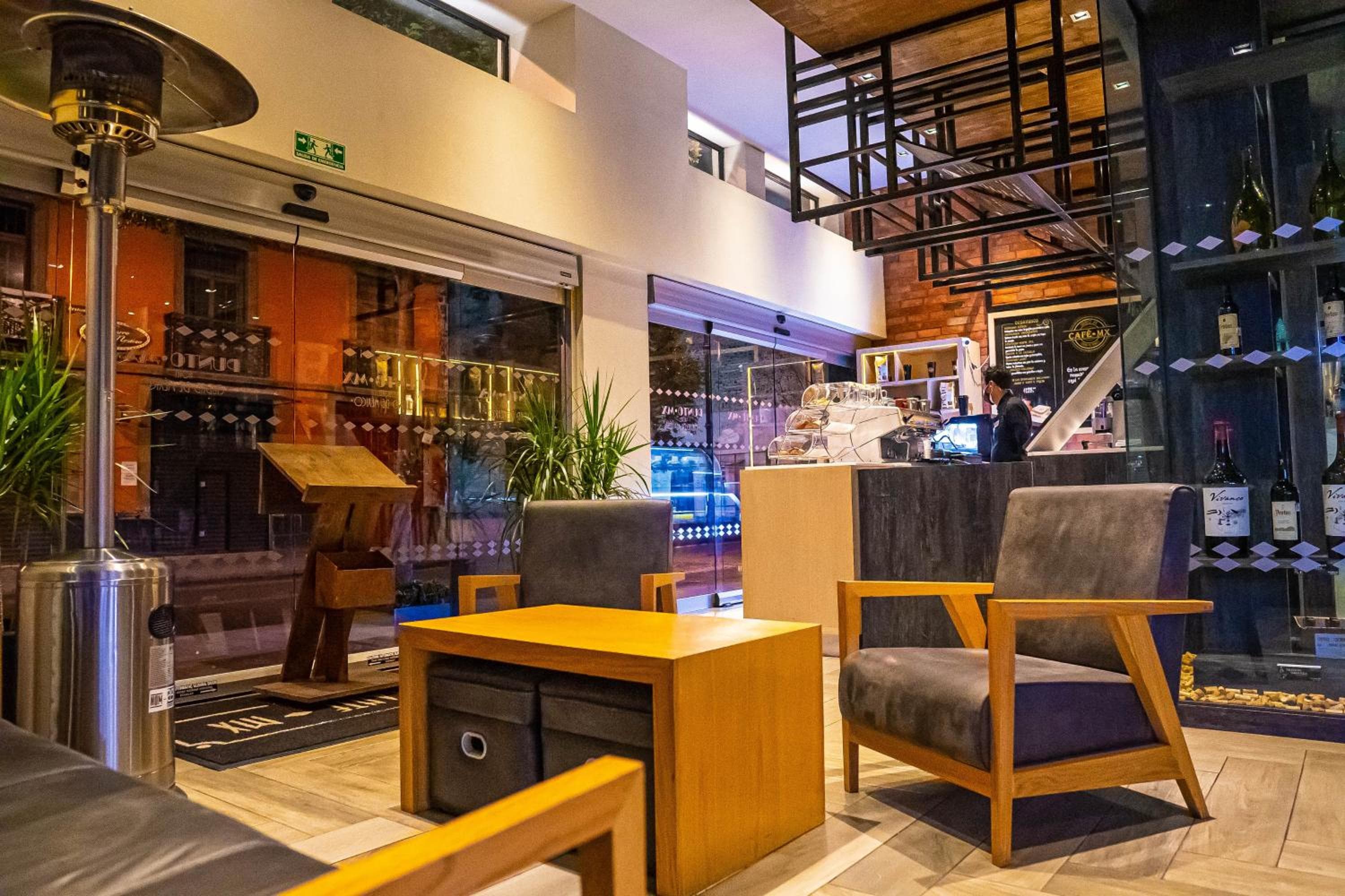 Hotel Punto MX — 5