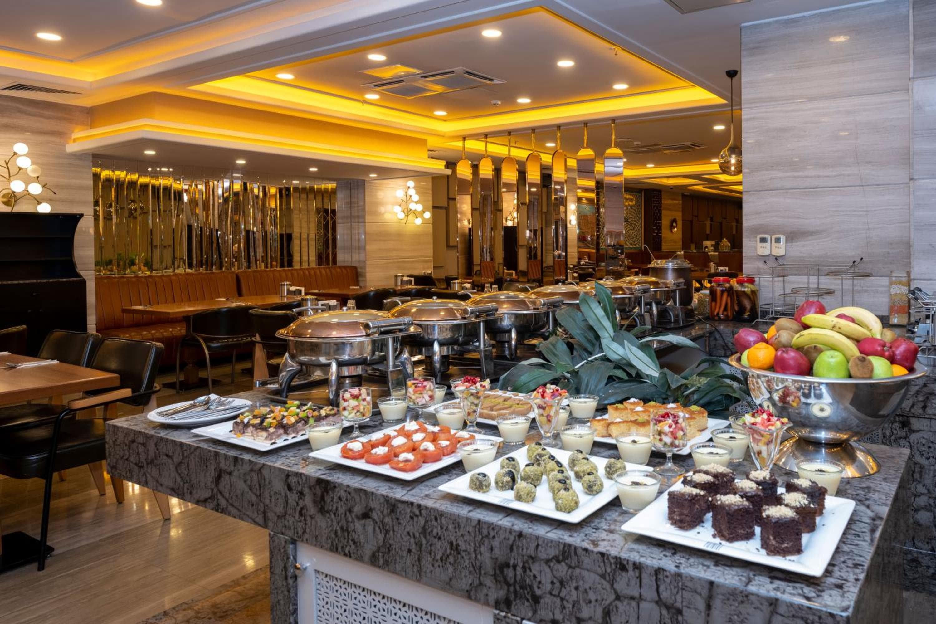 Ramada By Wyndham Istanbul Pera — 9