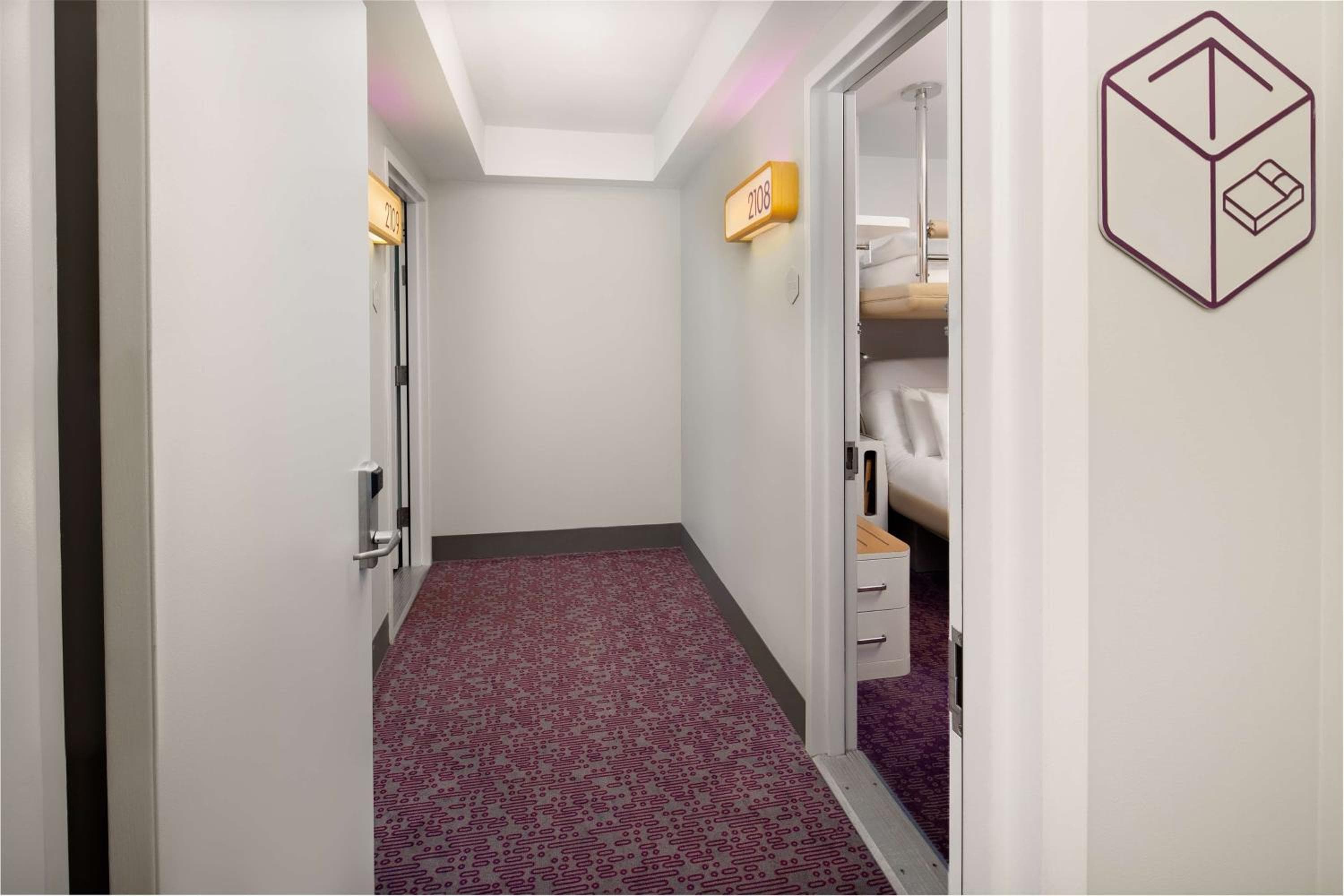 YOTEL Nueva York Times Square — 18