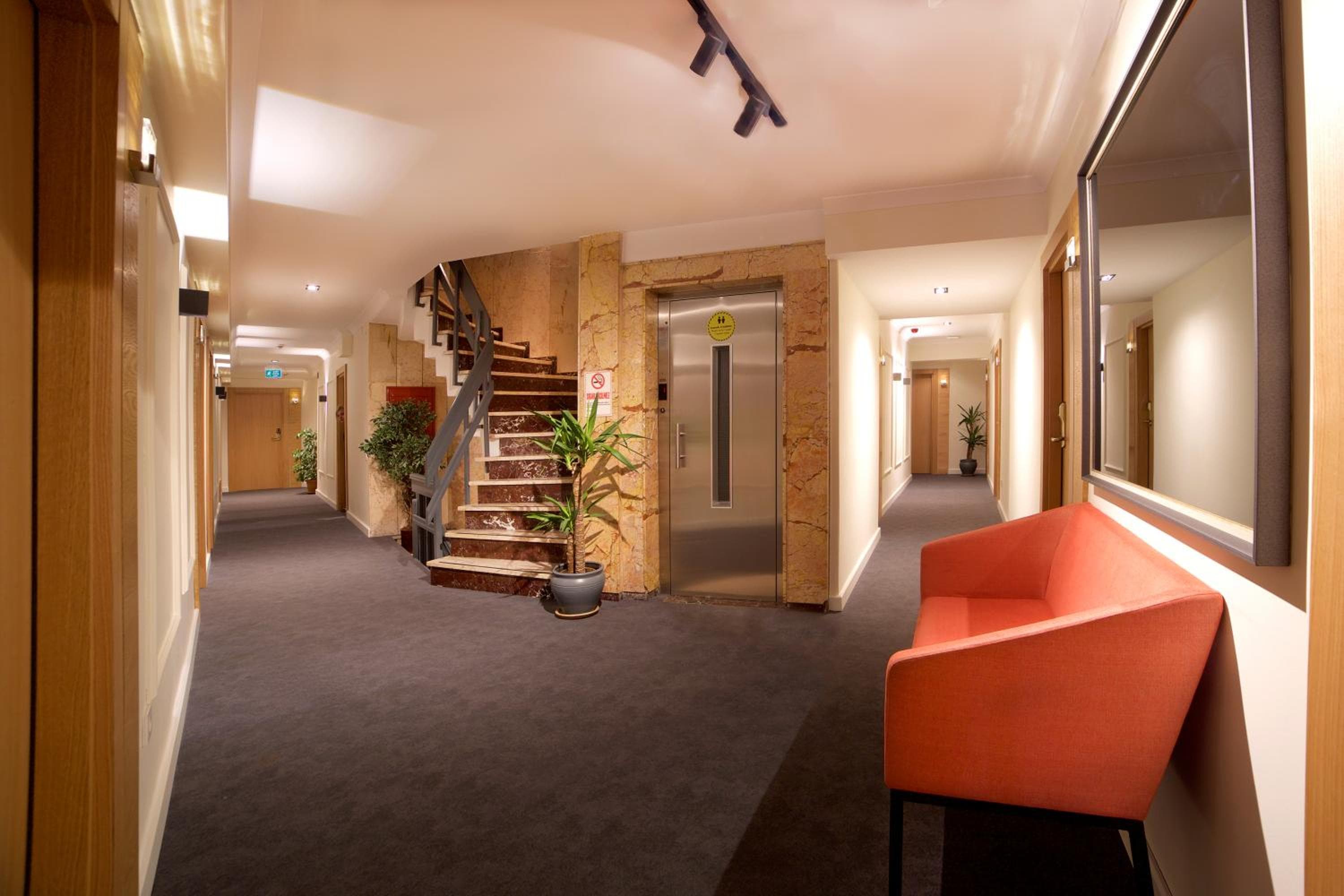Barin Hotel — 16