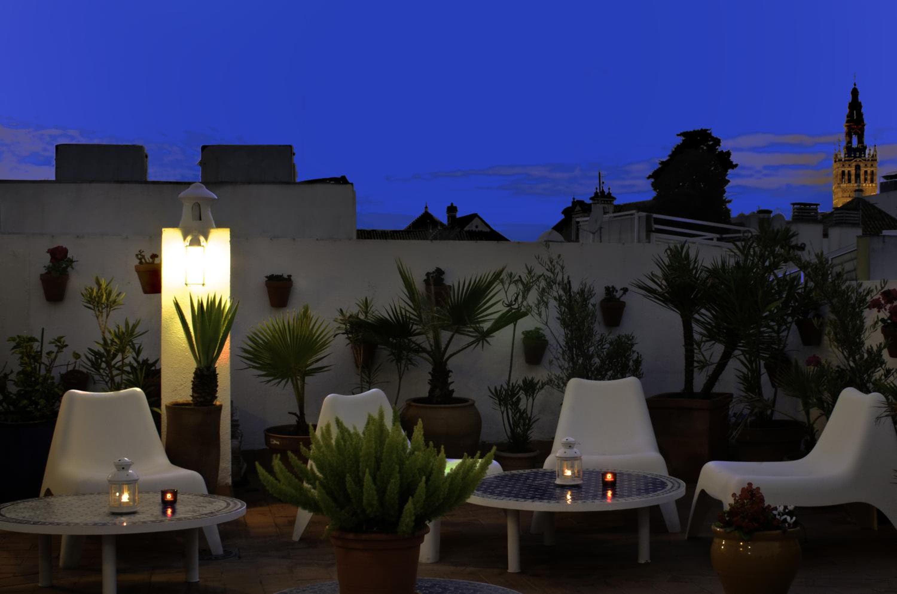 Un patio a Santa Cruz — 9