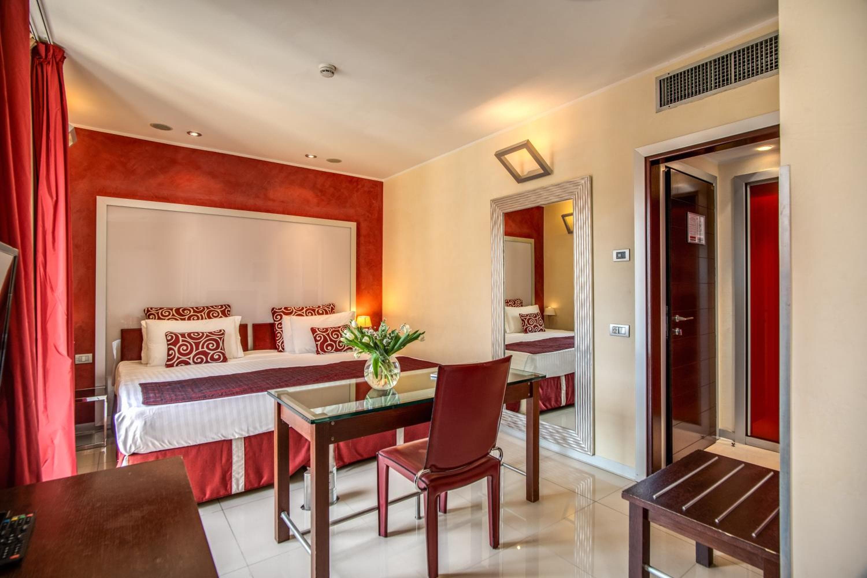La Griffe Hotel Roma — 20