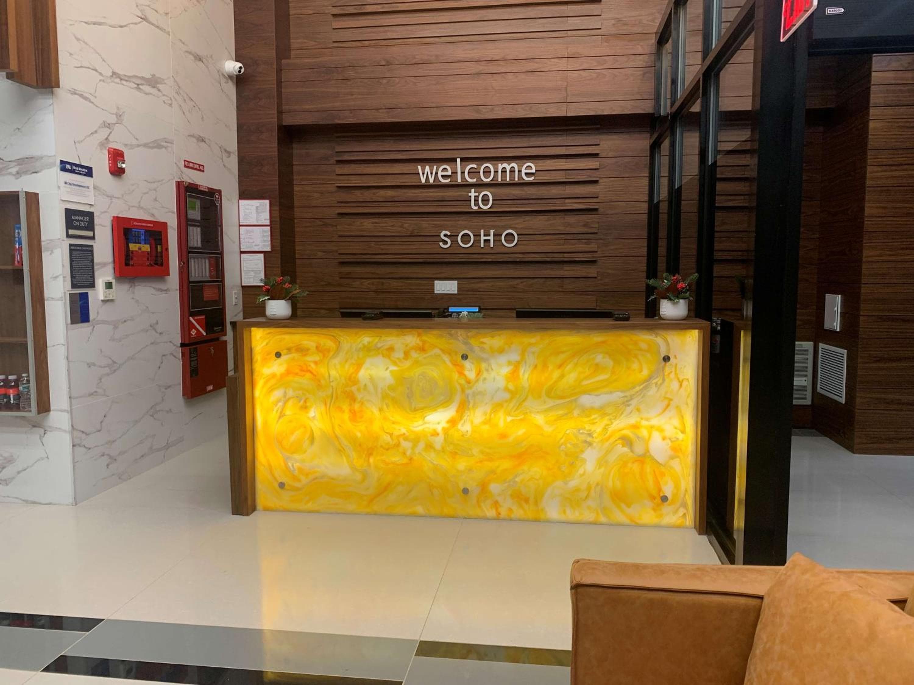 Best Western Plus Soho Hotel — 3