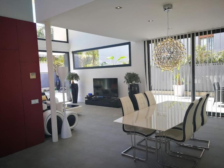 Precioso chalet vanguardista — 24