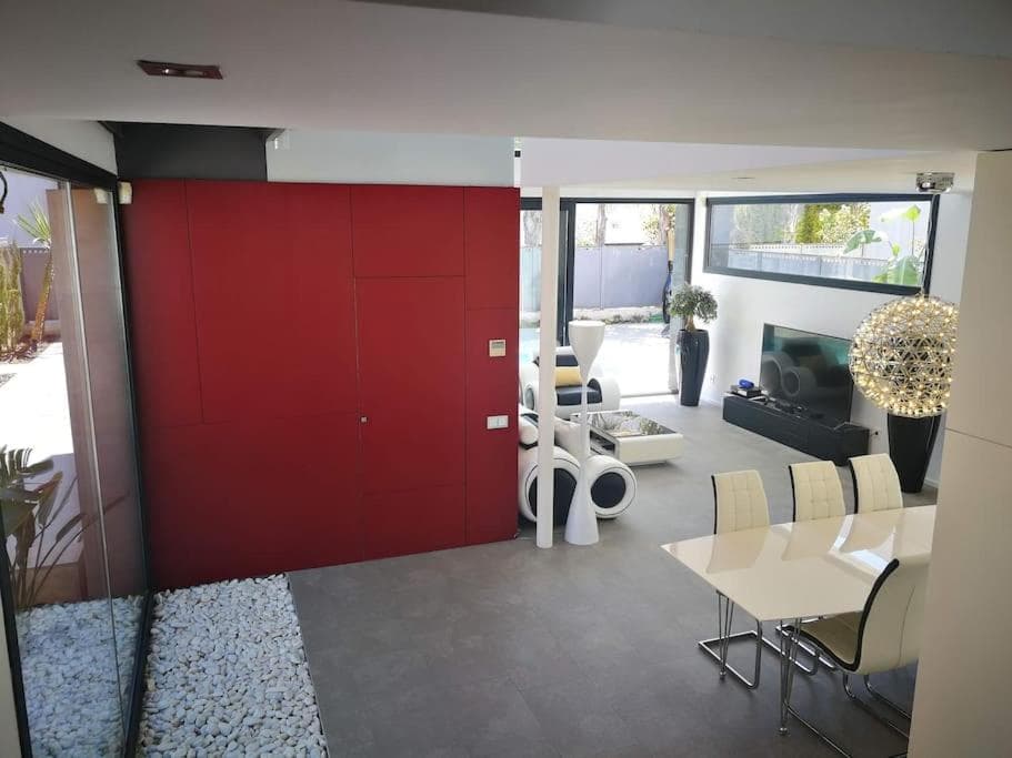 Precioso chalet vanguardista — 2