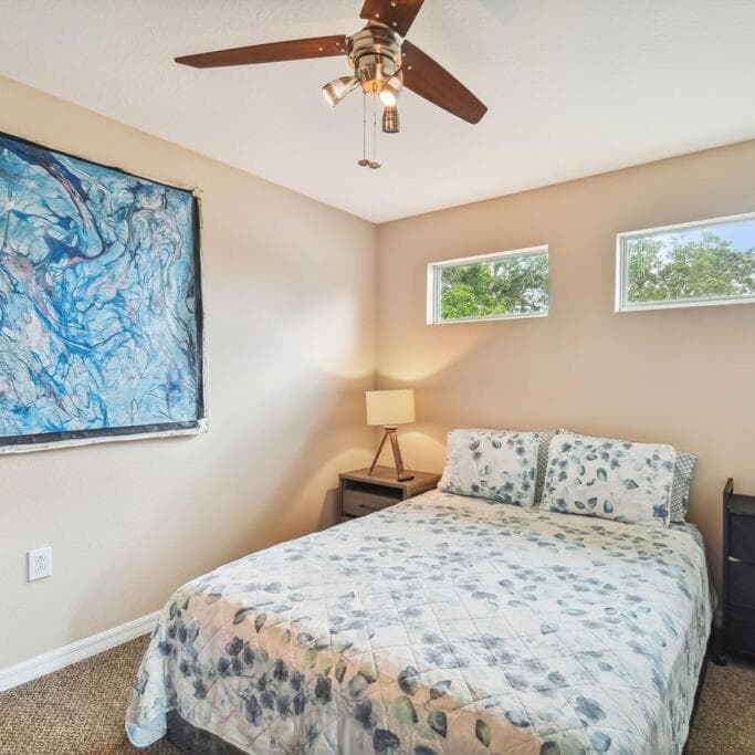 2 King Bed Hot Tub Home — 7