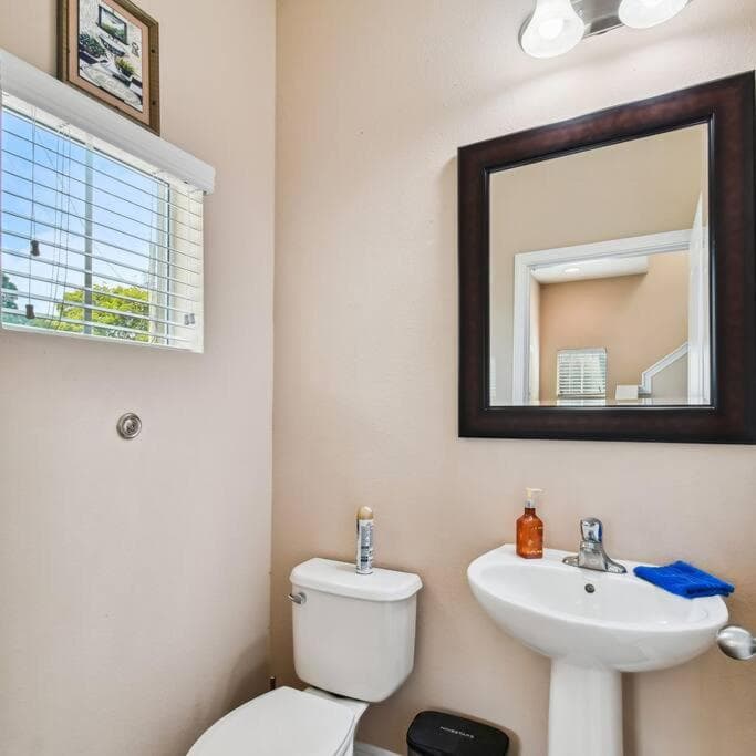 2 King Bed Hot Tub Home — 22