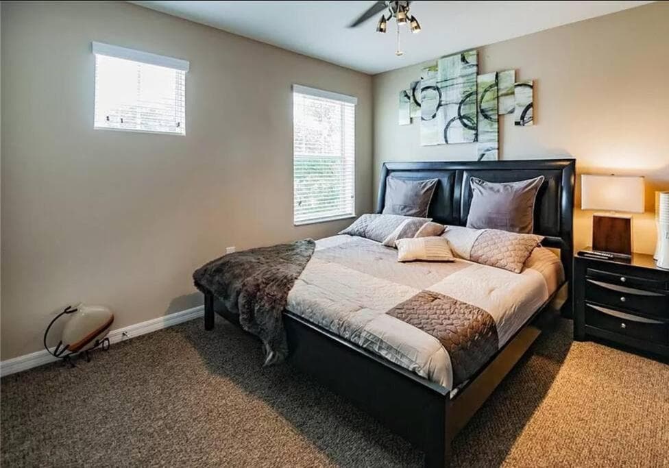 2 King Bed Hot Tub Home — 7