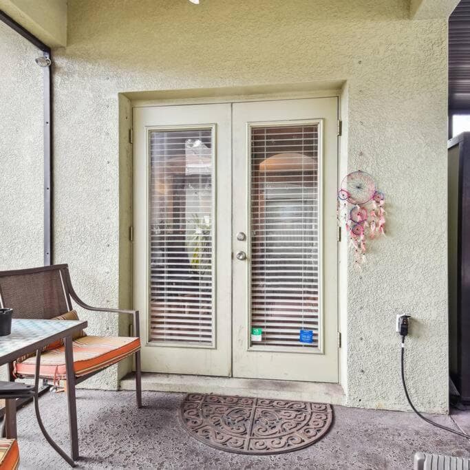 2 King Bed Hot Tub Home — 23